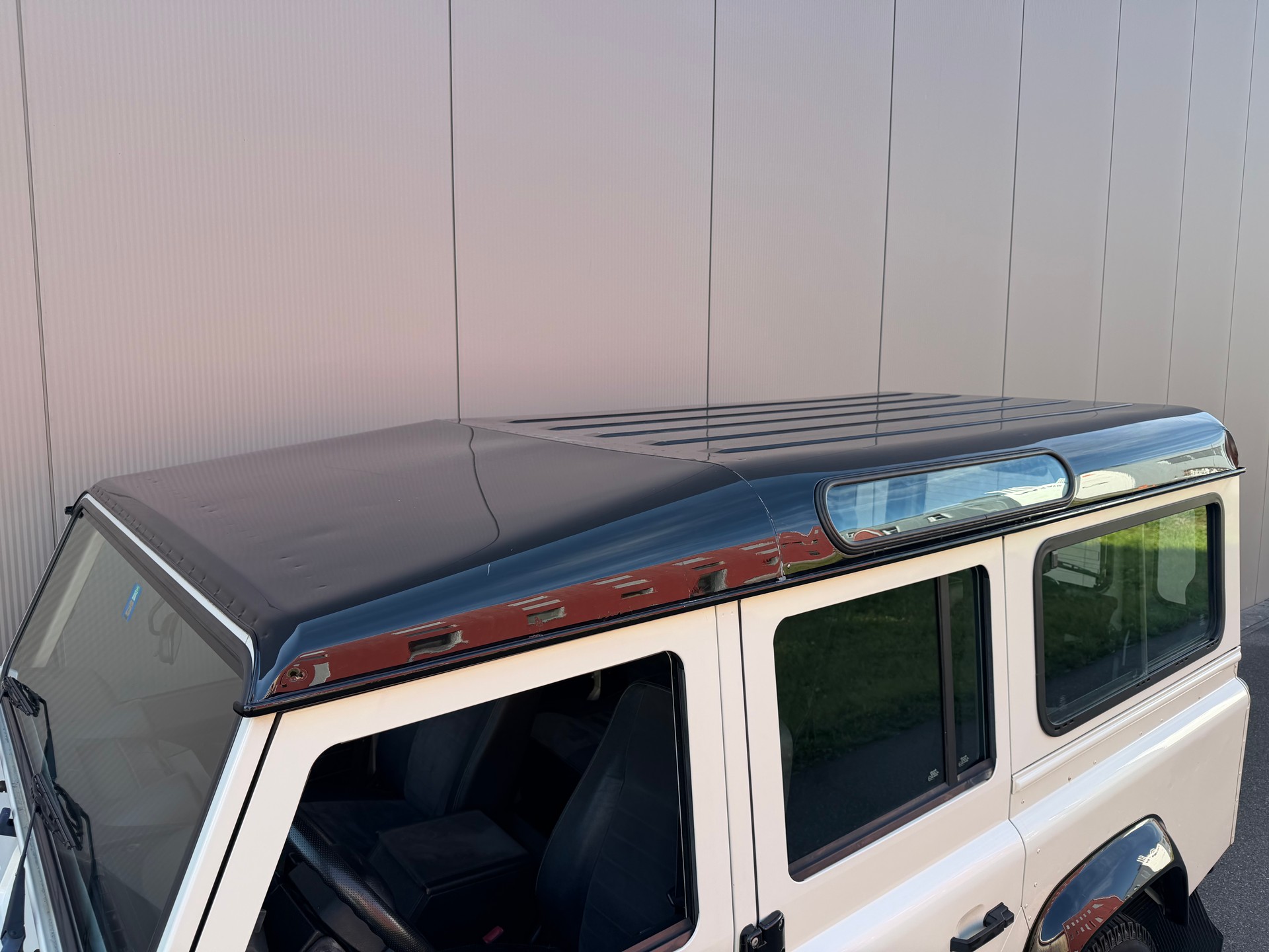 LAND ROVER Defender 110 TD4 *FIRE & ICE*-image-18