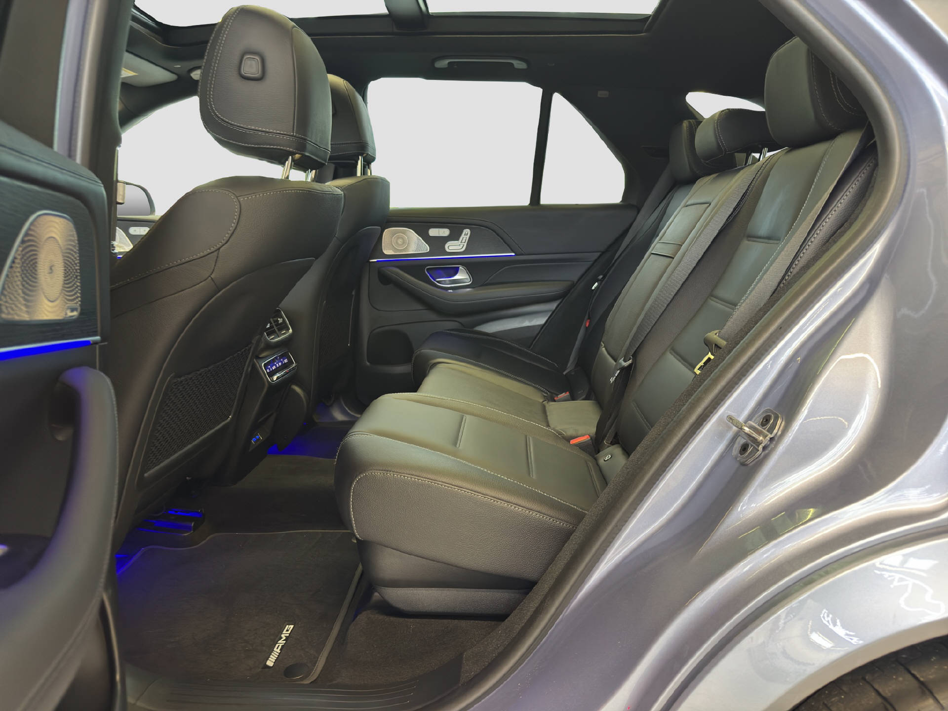 MERCEDES-BENZ GLE 450 d AMG Line 4MATIC-image-13