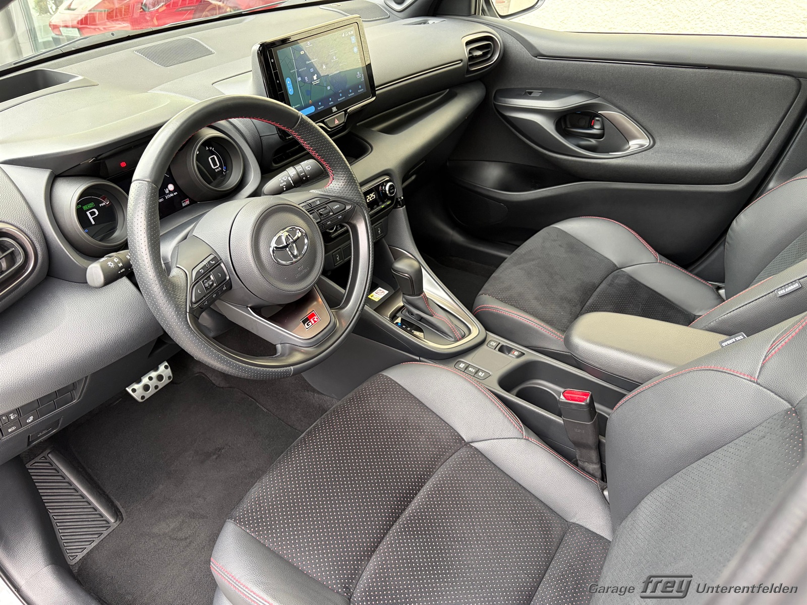 TOYOTA Yaris 1.5 GR Sport e-CVT-image-7