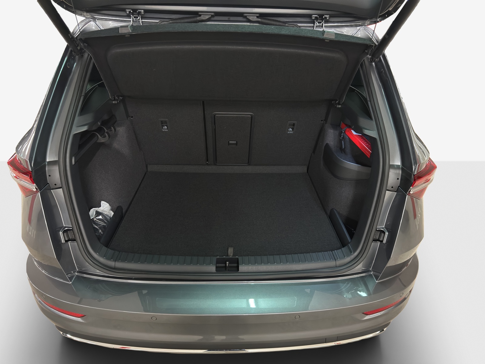 SKODA Karoq 2.0 TSI SportLine 4x4 DSG-image-12