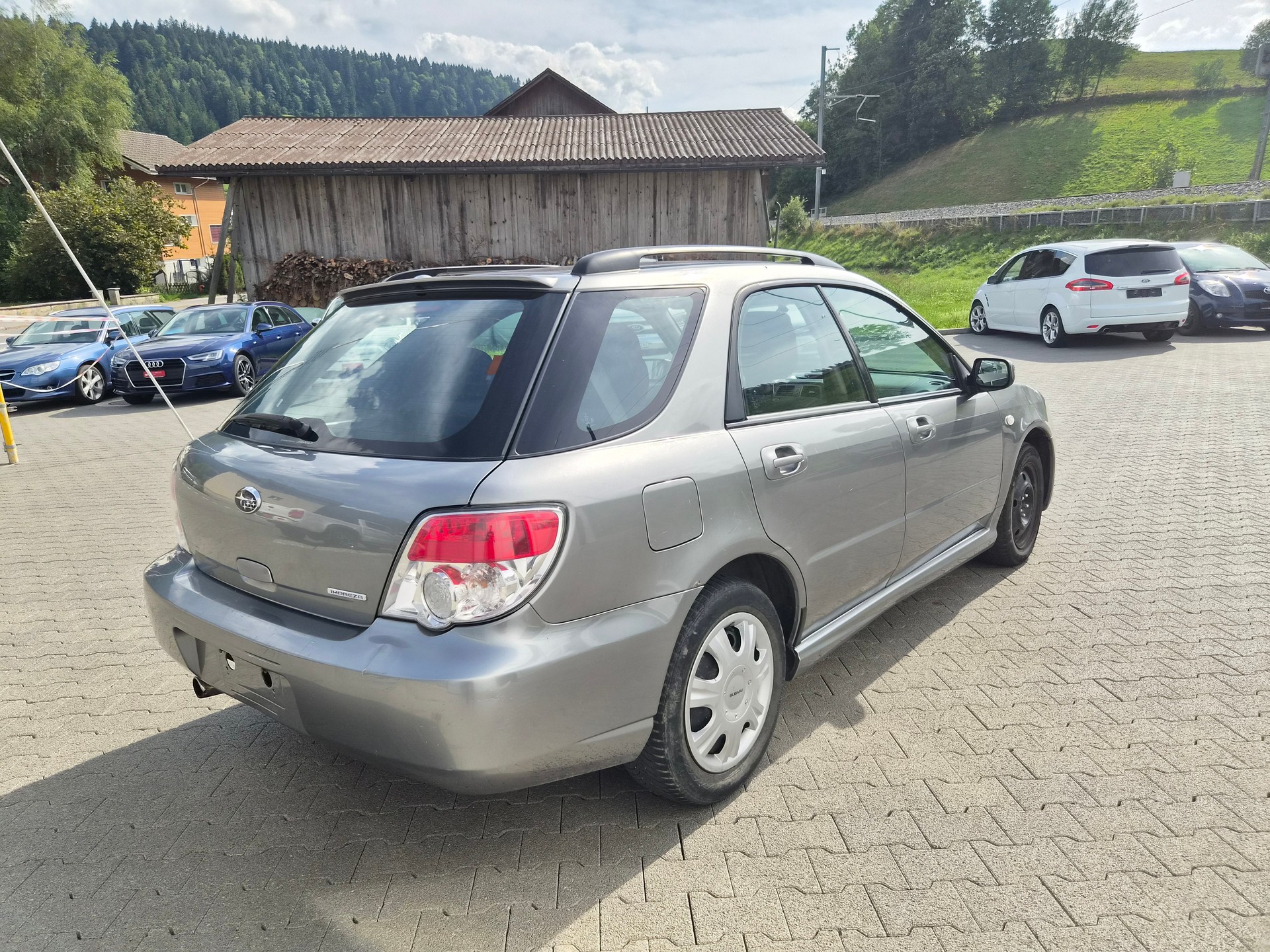 SUBARU Impreza 1.5R Swiss Pique-As Automatic-image-3