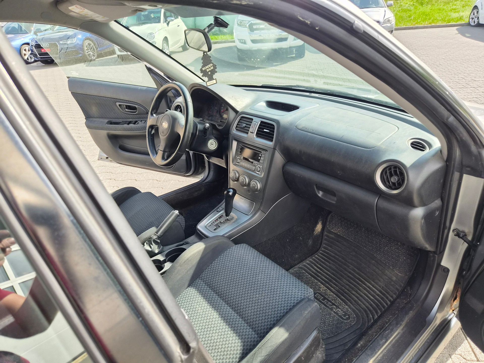 SUBARU Impreza 1.5R Swiss Pique-As Automatic-image-5