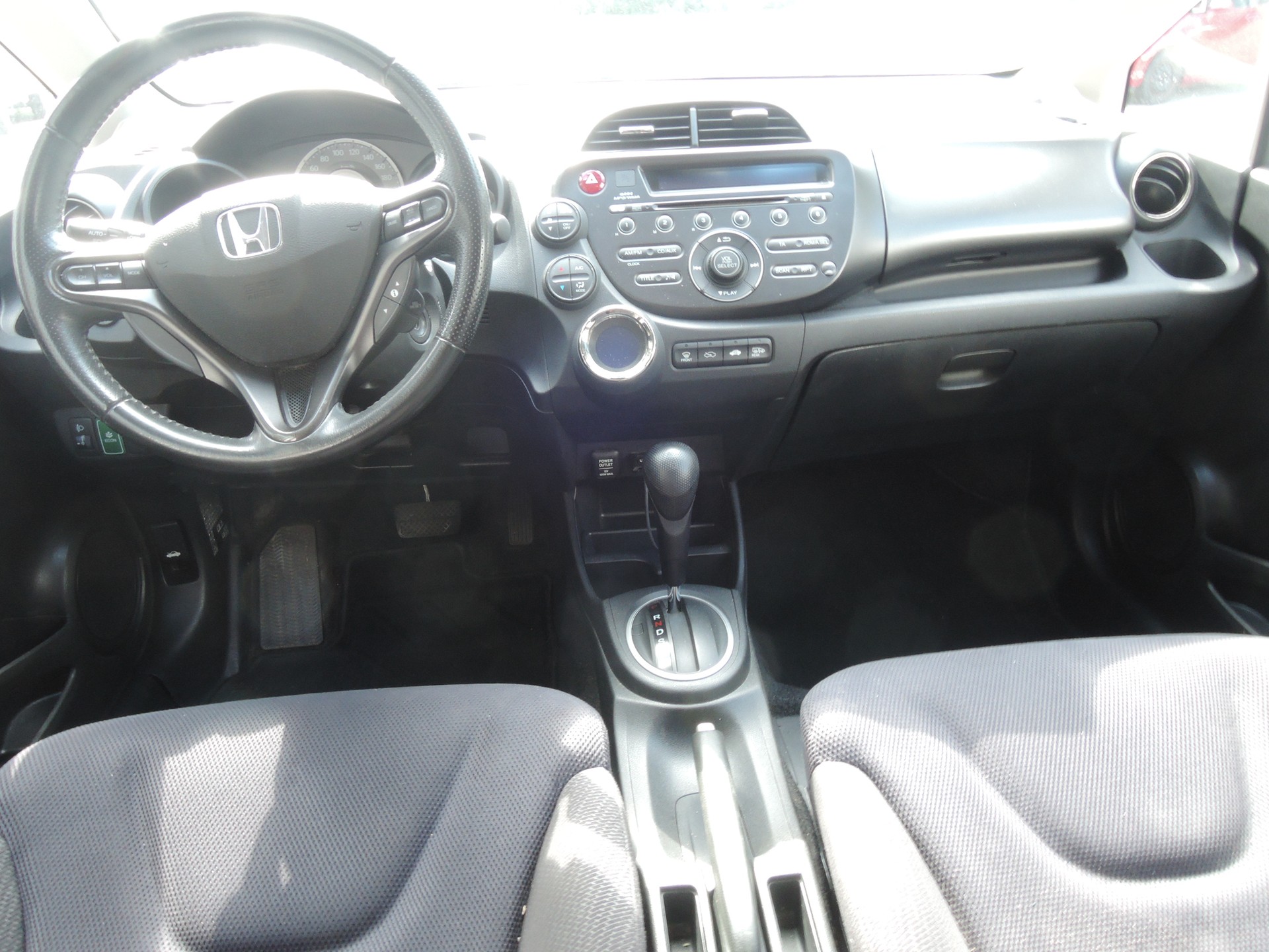 HONDA Jazz 1.3i Hybrid Elegance CVT-image-6