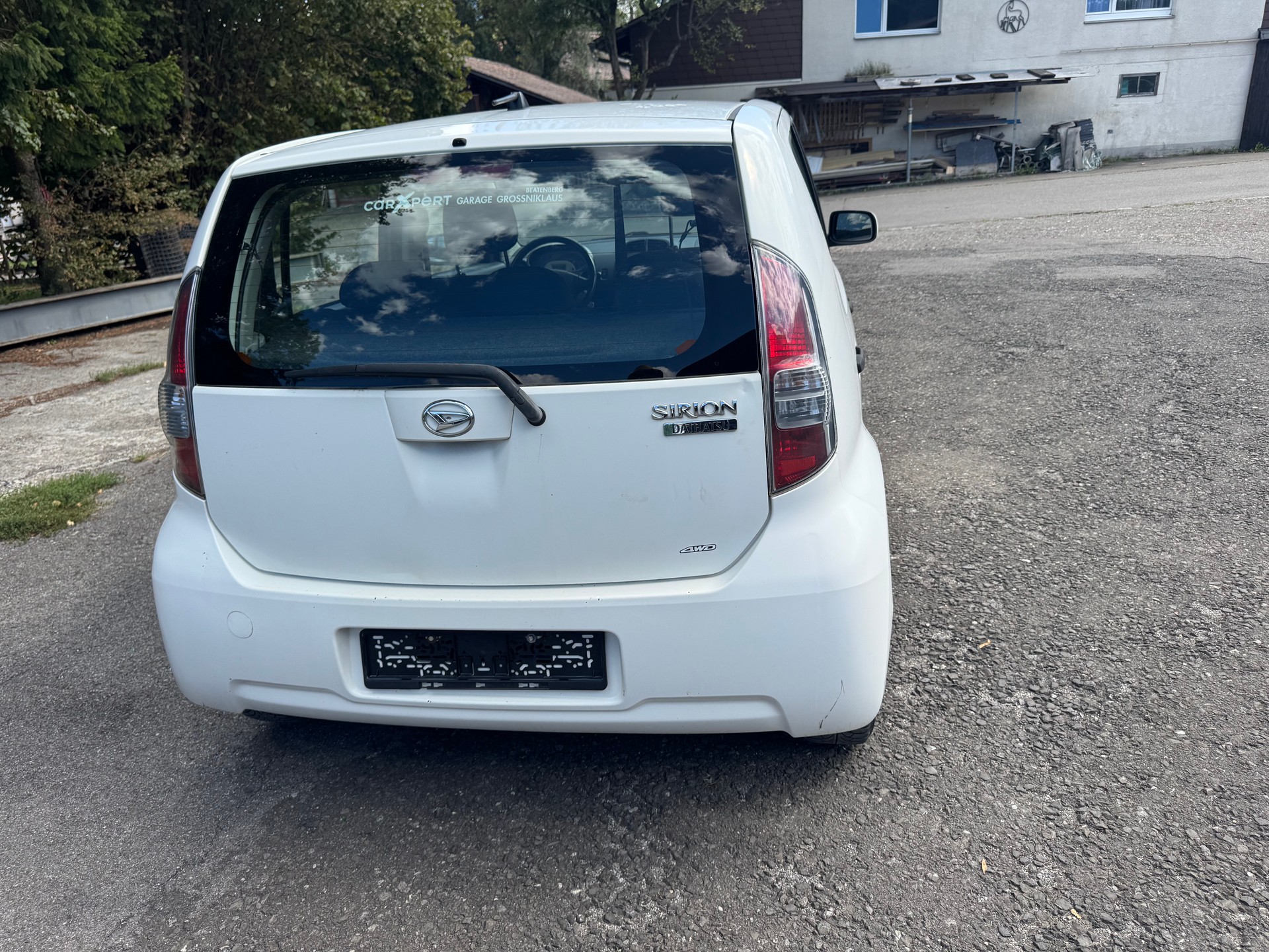 DAIHATSU Sirion 1.3 eco-4WD-image-2