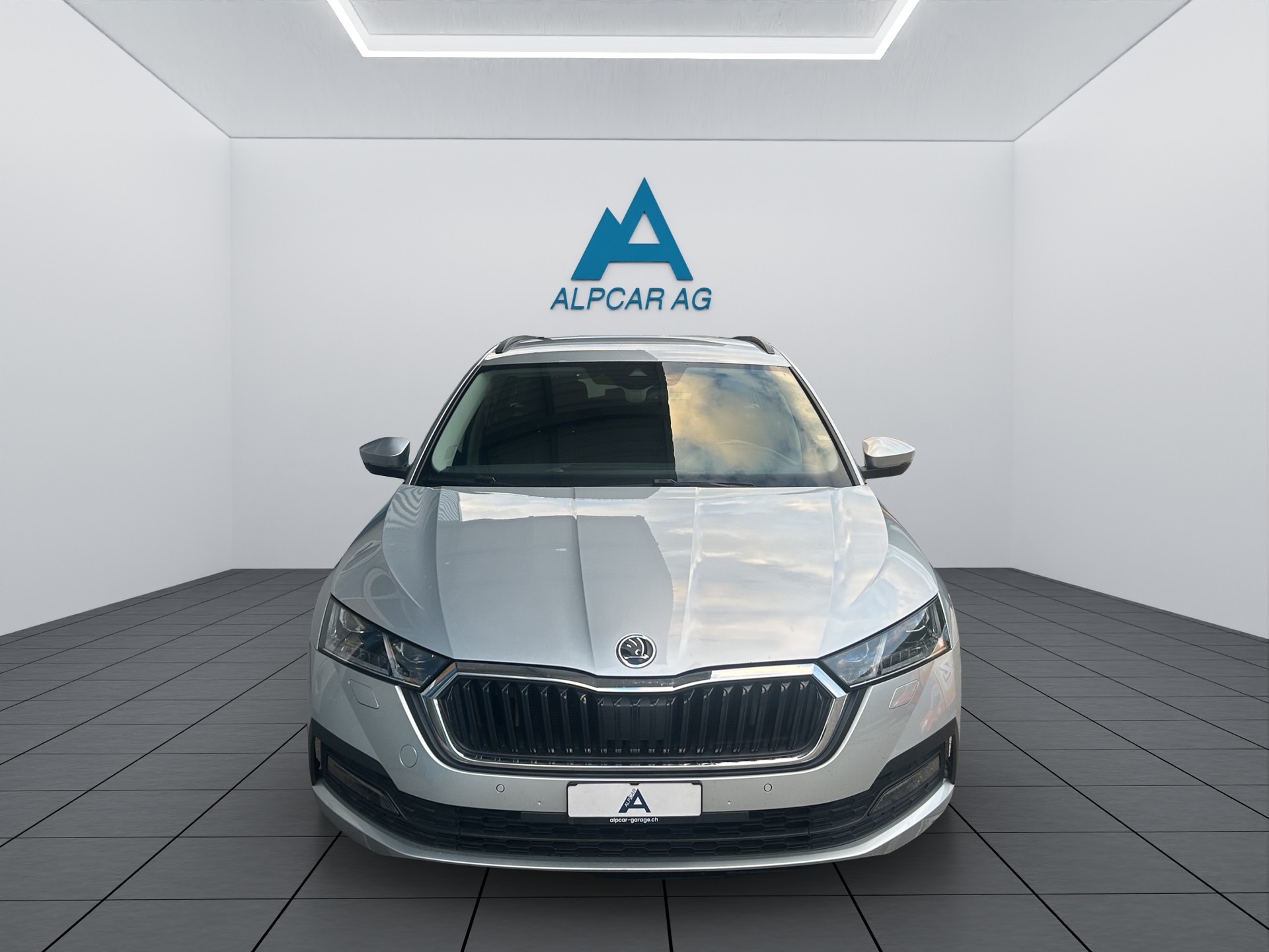 SKODA Octavia Combi 2.0 TDI DSG Ambition 4x4-image-1