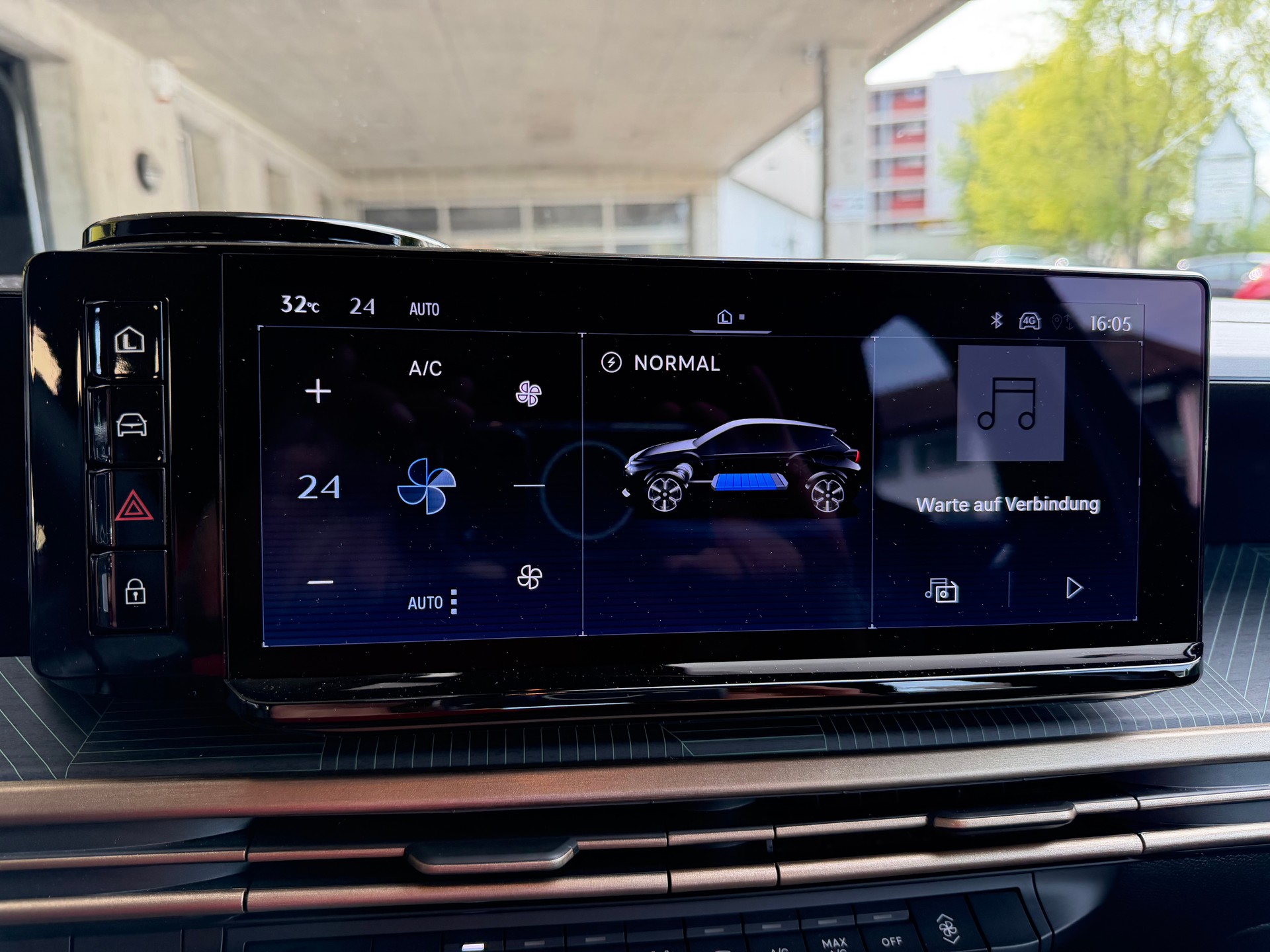 LANCIA YPSILON Elektro 156-image-6