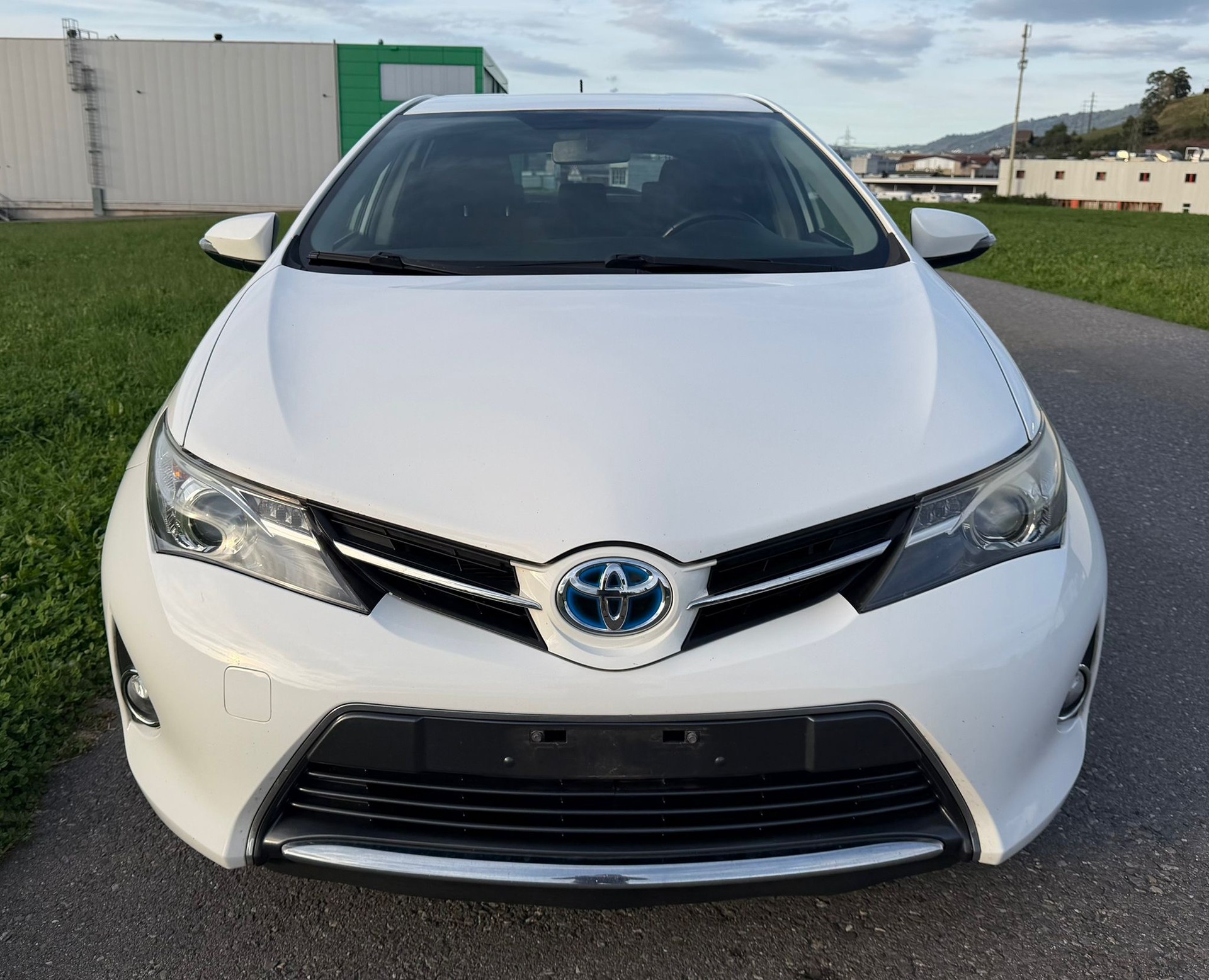 TOYOTA Auris 1.8 16V HSD Linea Sol-image-6