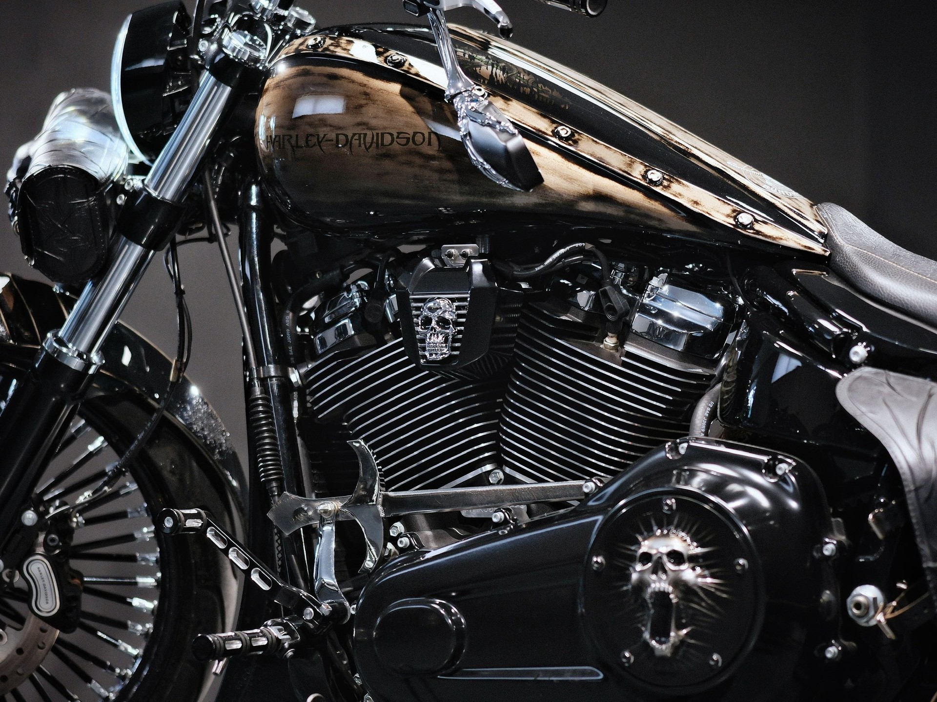 HARLEY-DAVIDSON FXBRS Breakout 114 ABS-image-9