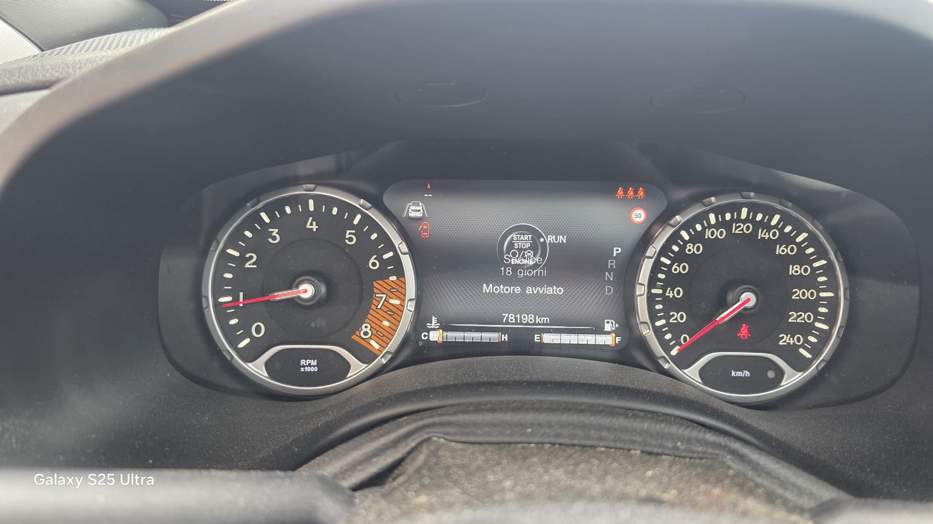 JEEP Renegade 1.3 GSE Turbo Limited-image-13