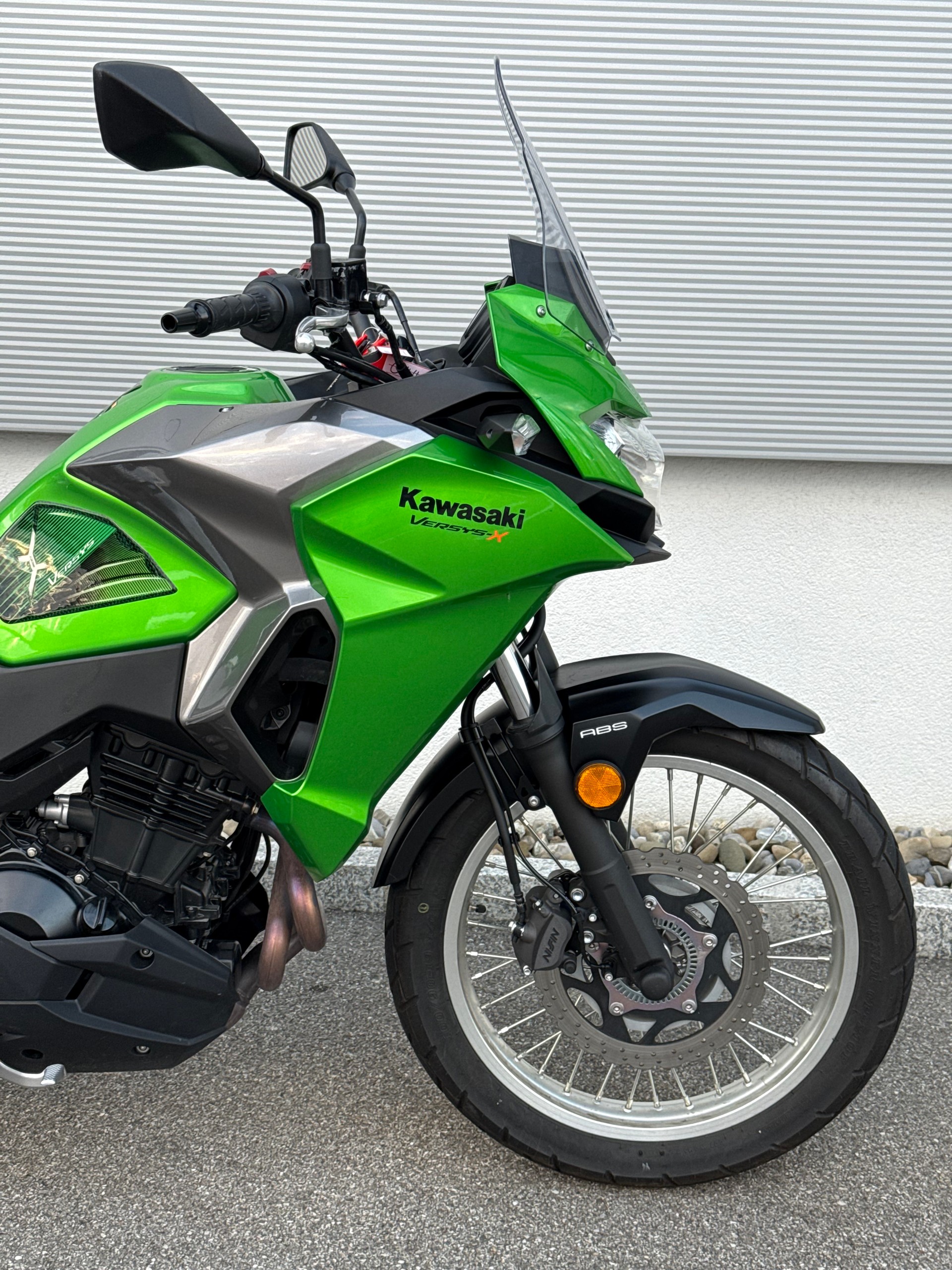 KAWASAKI Versys X 300 ABS (35kW)-showroom-element-3