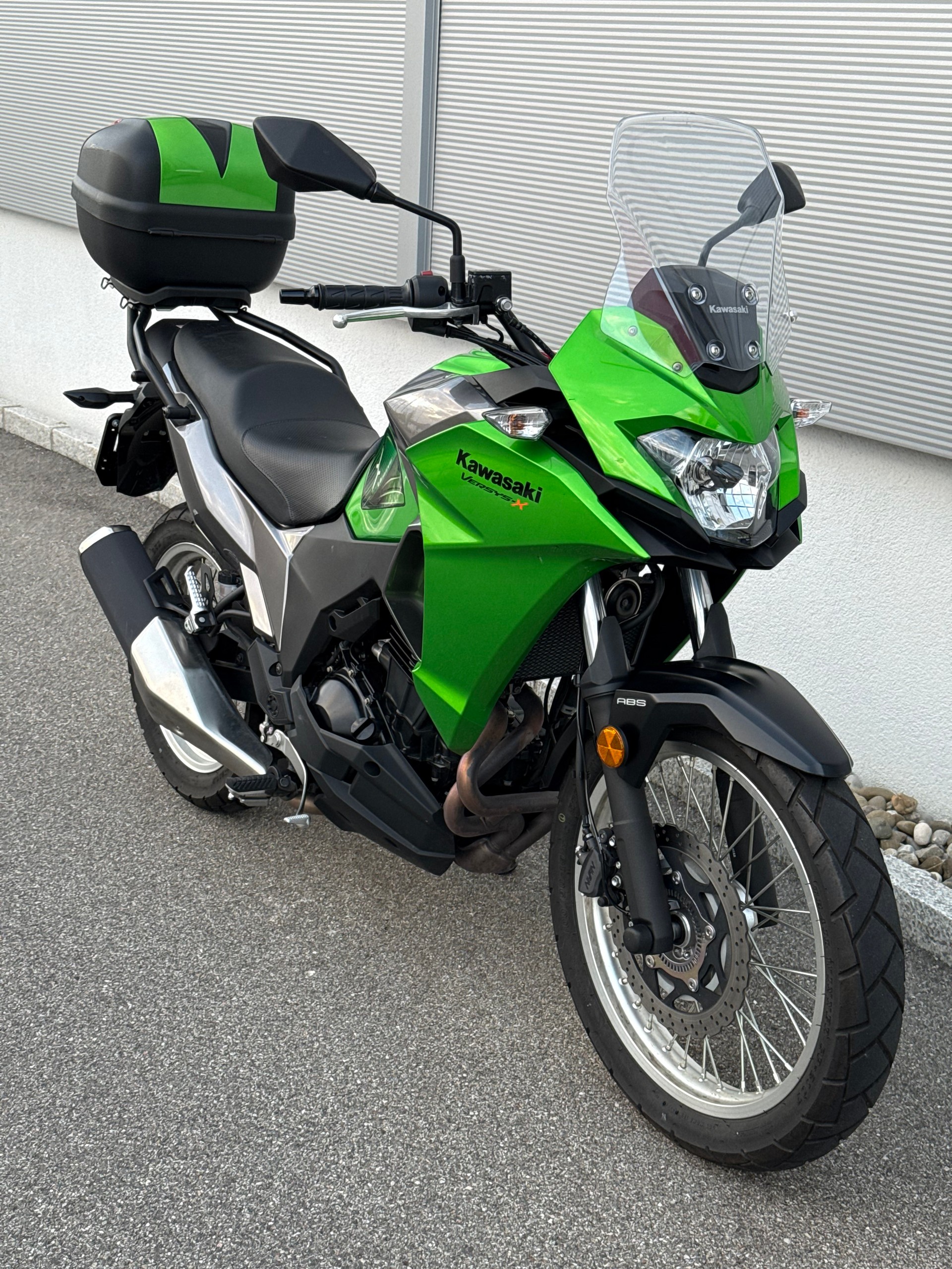 KAWASAKI Versys X 300 ABS (35kW)-showroom-element-1