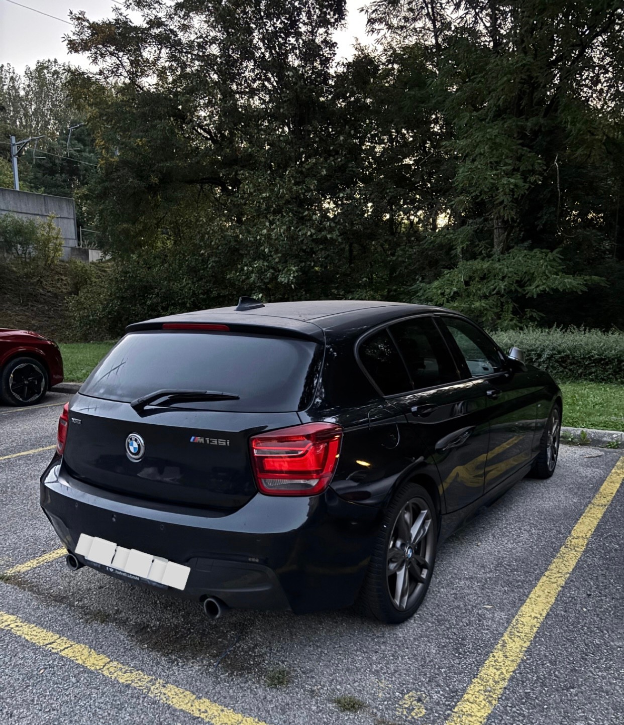 BMW M135i xDrive-image-1