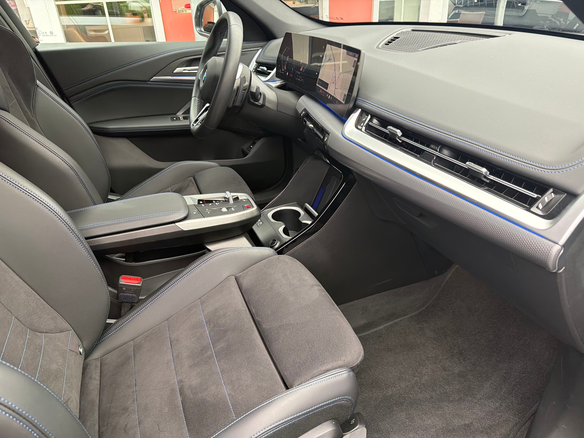BMW X1 xDrive 20d 48V M Sport-image-15