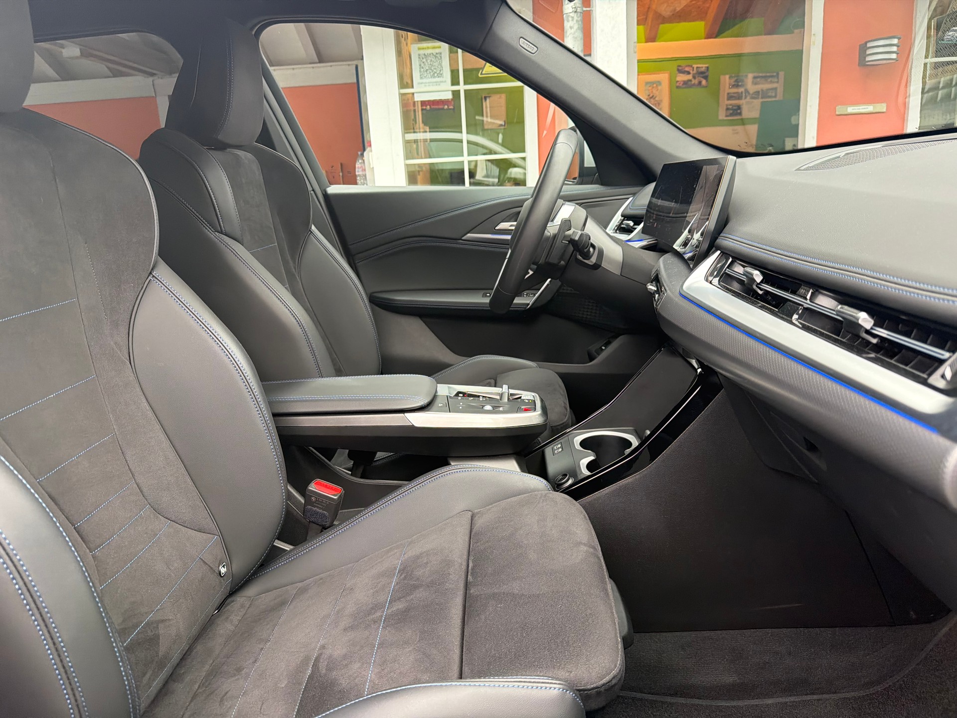 BMW X1 xDrive 20d 48V M Sport-image-16