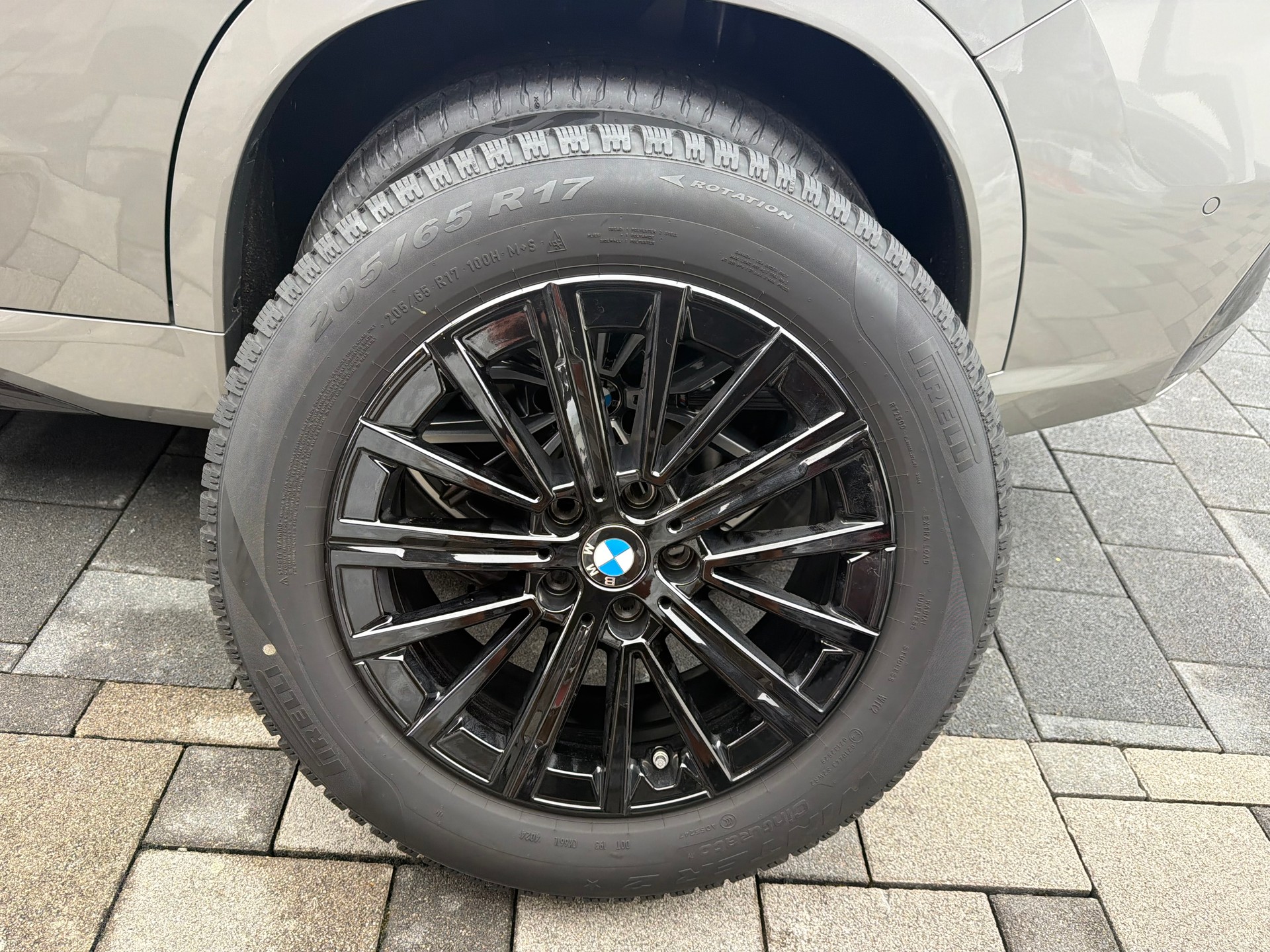 BMW X1 xDrive 20d 48V M Sport-image-29