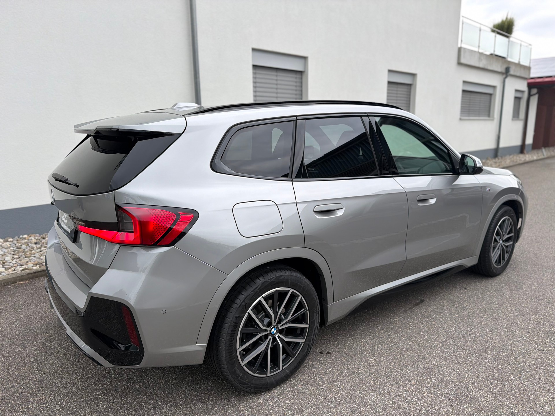 BMW X1 xDrive 20d 48V M Sport-image-5