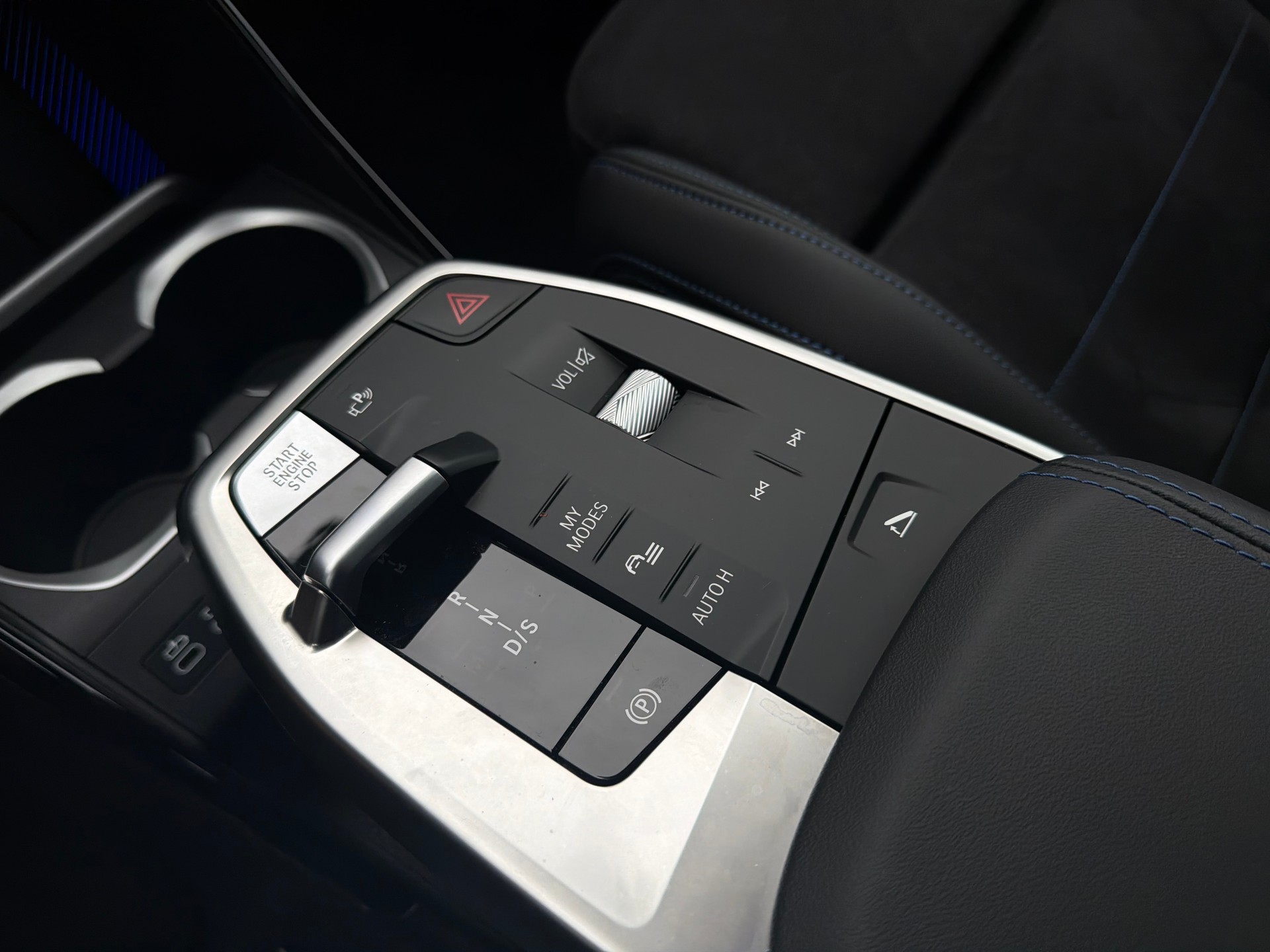BMW X1 xDrive 20d 48V M Sport-image-27