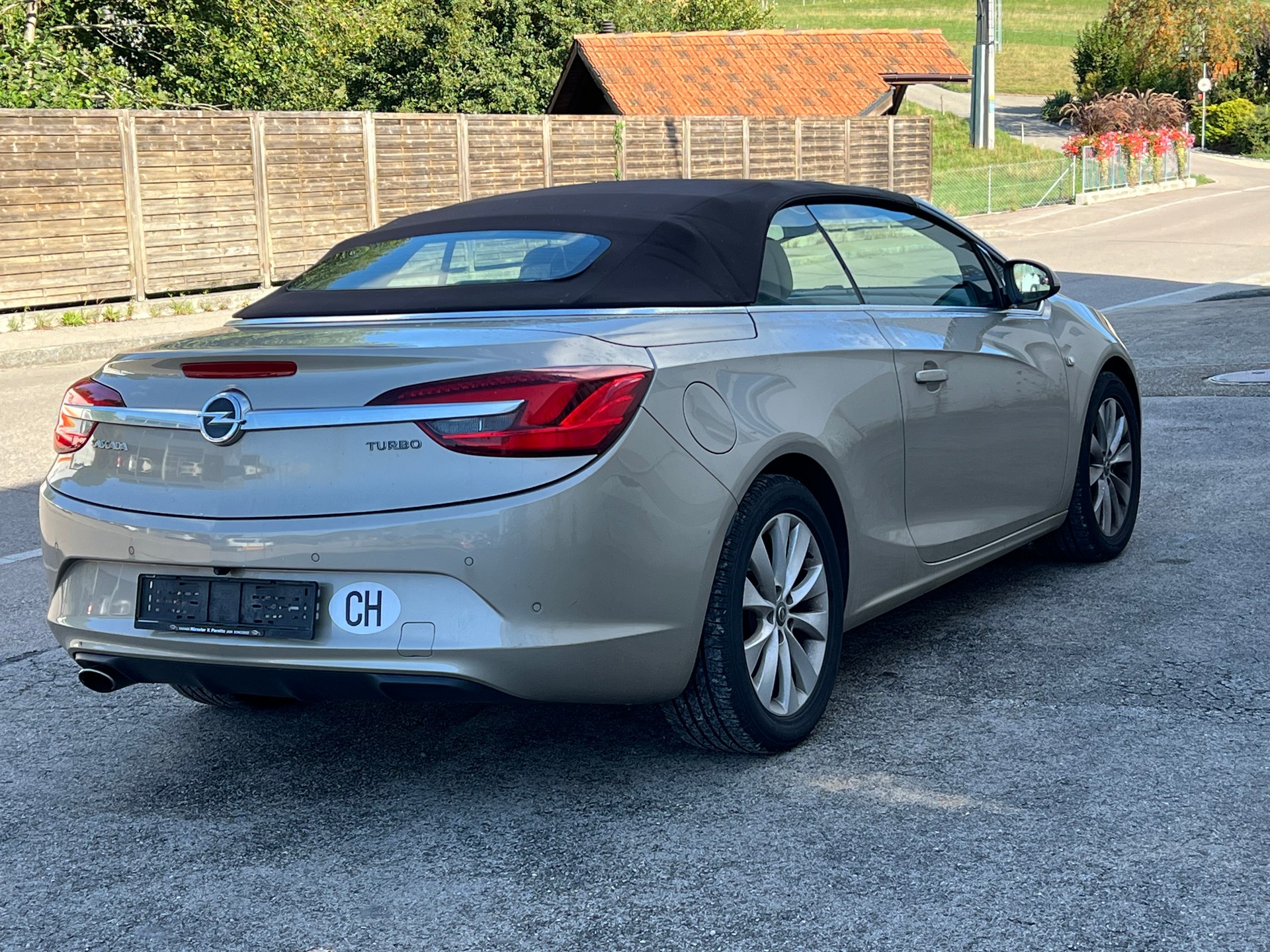 OPEL Cascada 1.6i 16V Cosmo-image-3