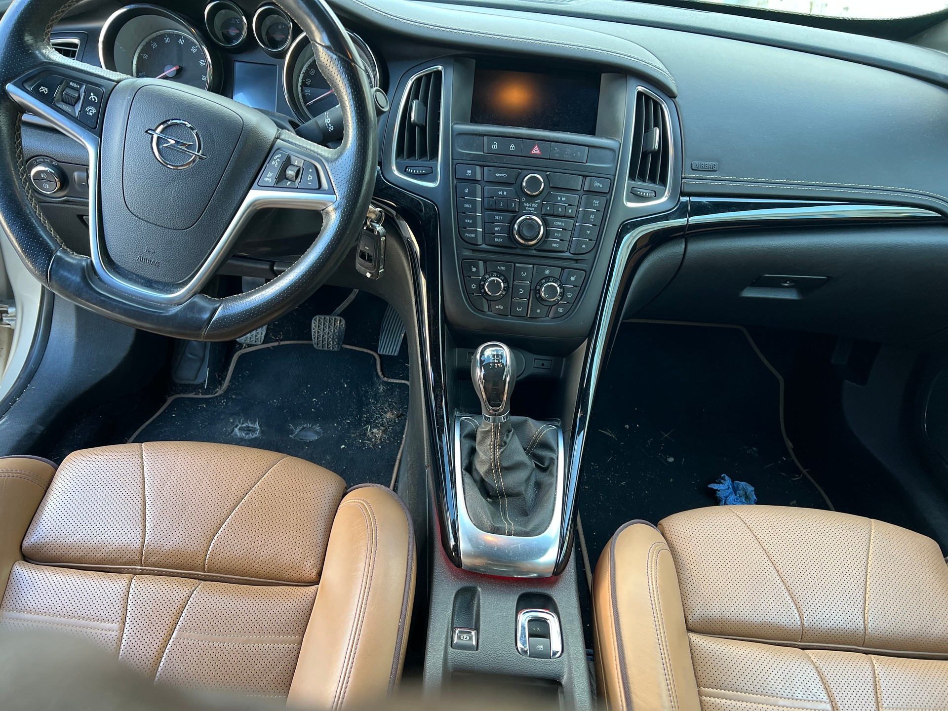OPEL Cascada 1.6i 16V Cosmo-image-9