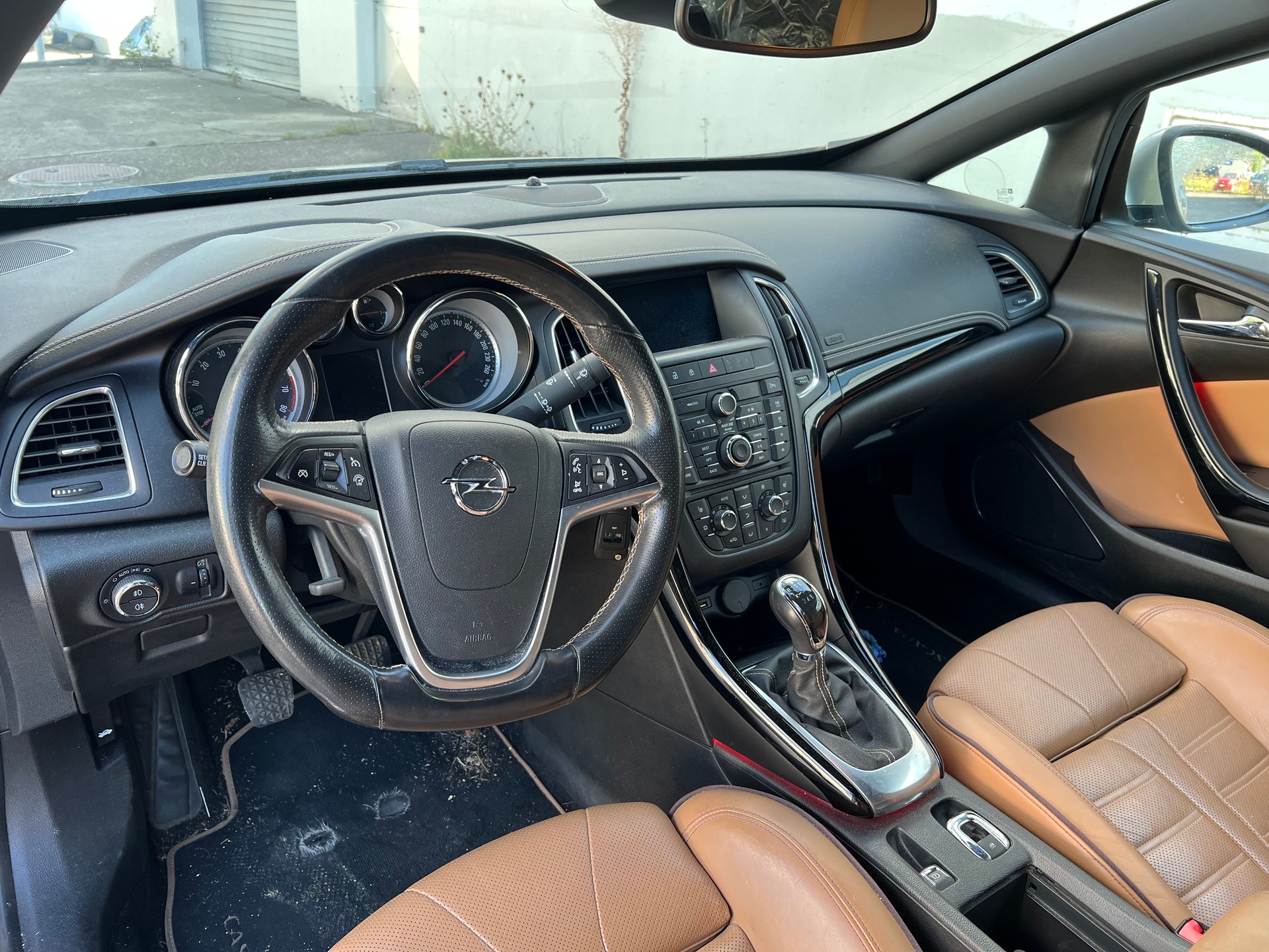 OPEL Cascada 1.6i 16V Cosmo-image-6