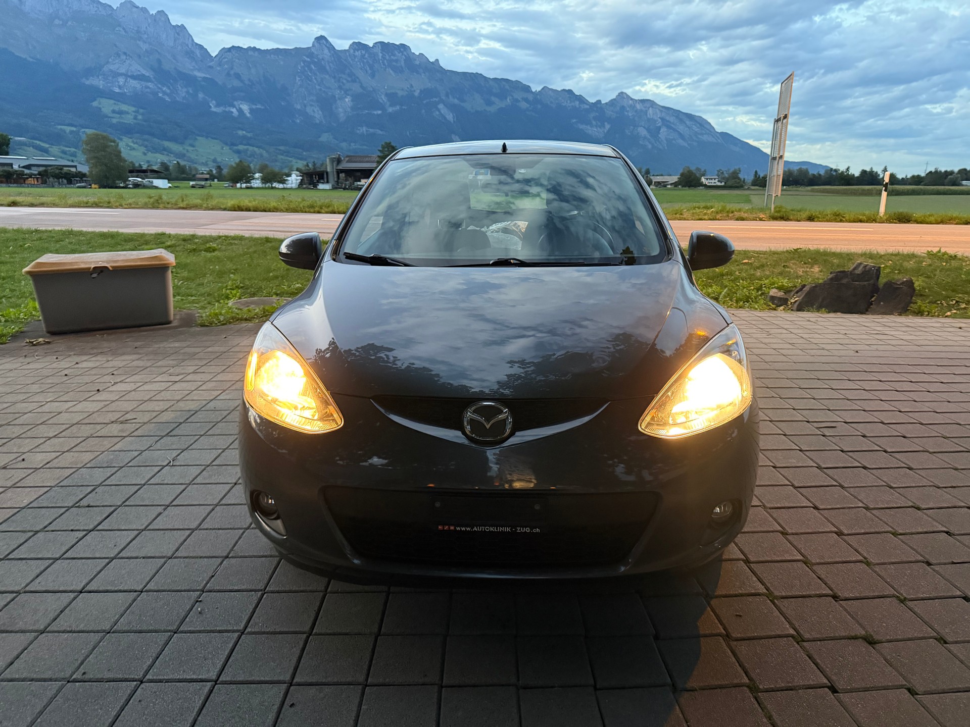 MAZDA 2 1.3i 16V Exclusive-image-1