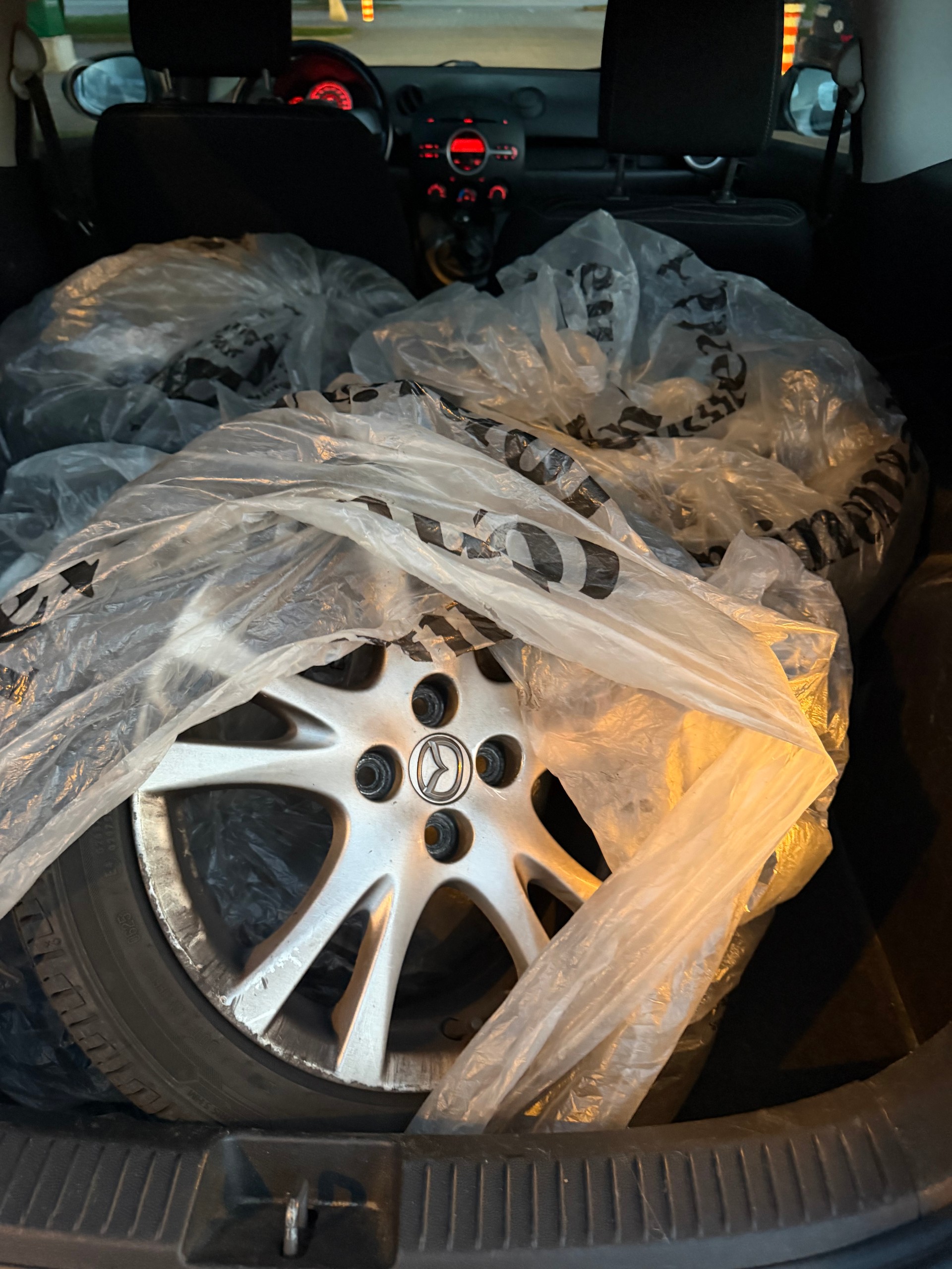 MAZDA 2 1.3i 16V Exclusive-image-5