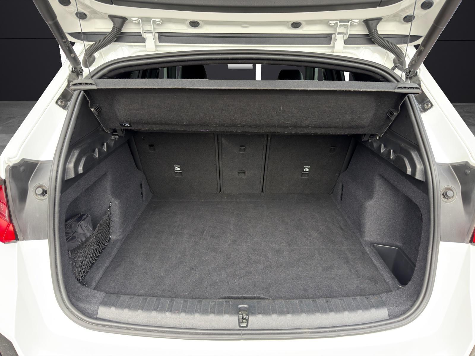 BMW X1 U11 20d xDrive paddles-image-9