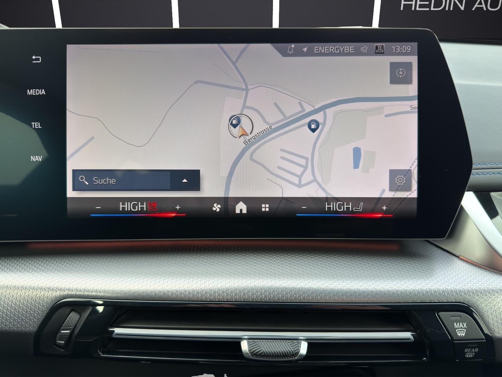 BMW X1 U11 20d xDrive paddles-image-12