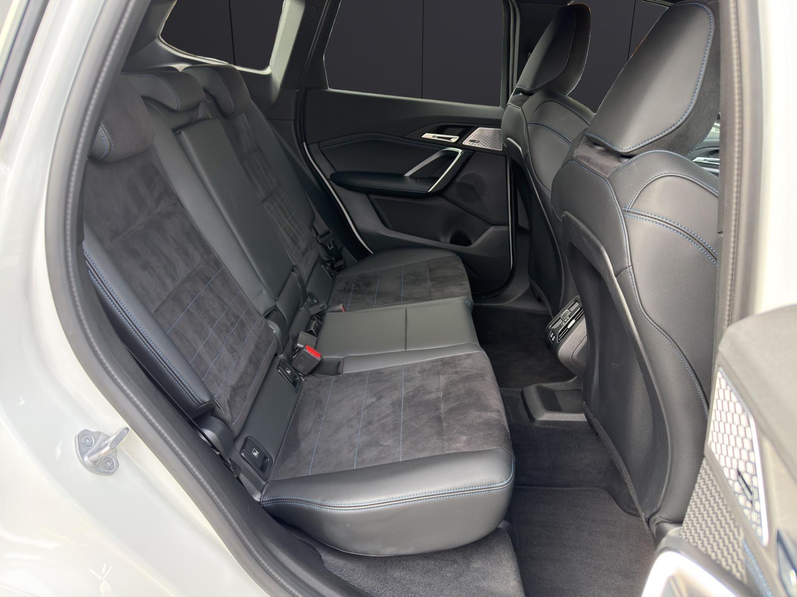 BMW X1 U11 20d xDrive paddles-image-13