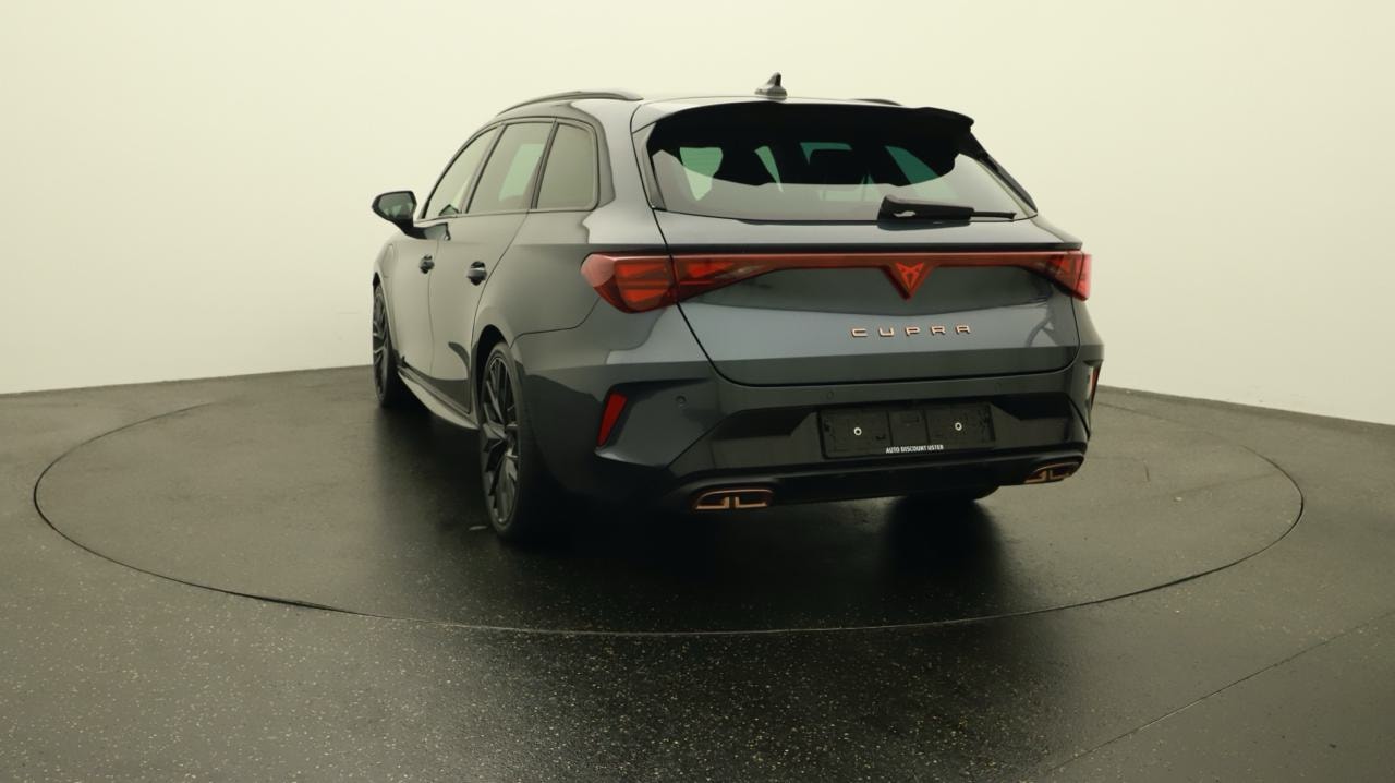CUPRA LEON ST 1.5 e-HYBRID pHEV VZ Black Edition-image-3