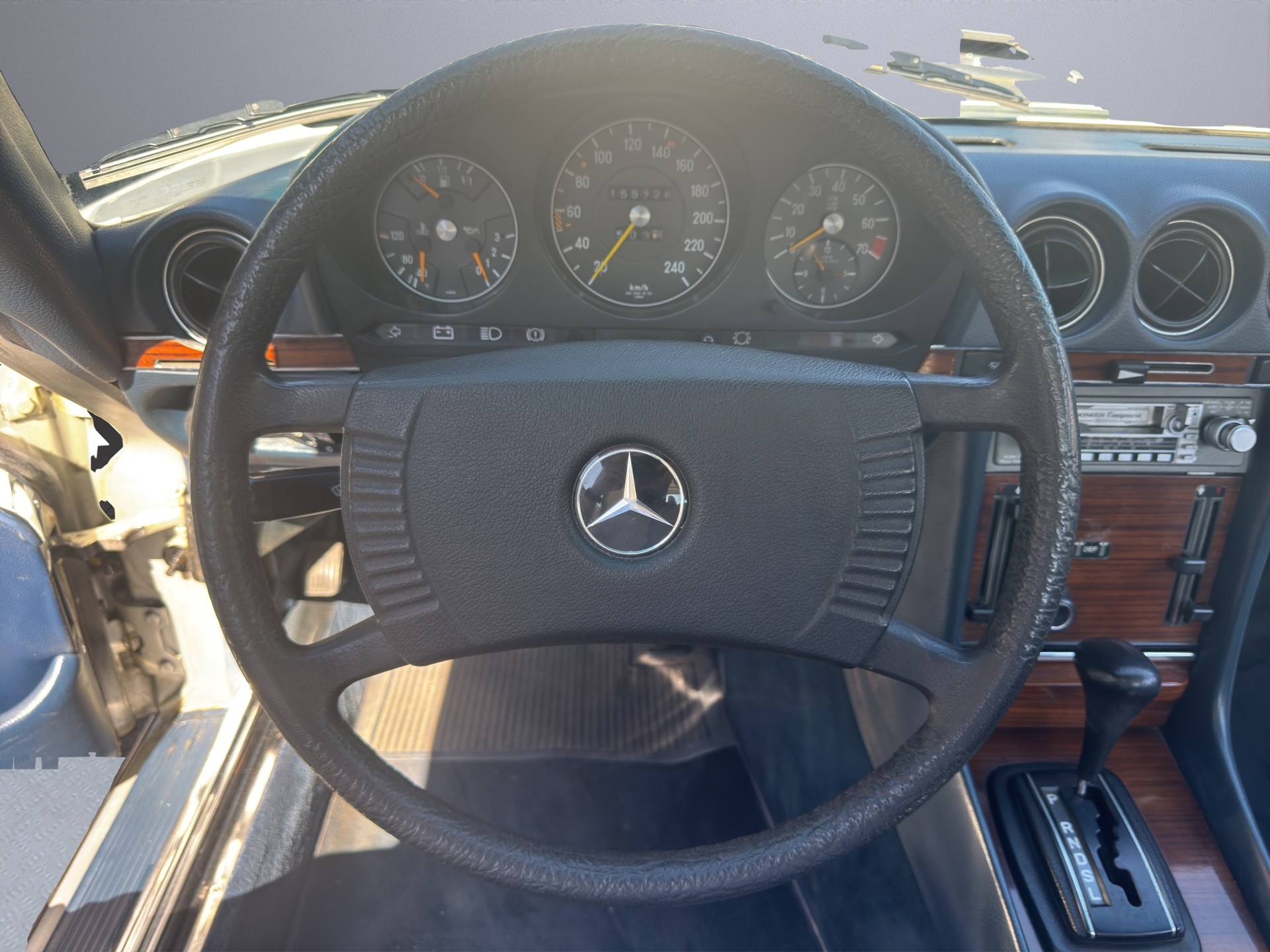 MERCEDES-BENZ 280 SL R 107-image-9