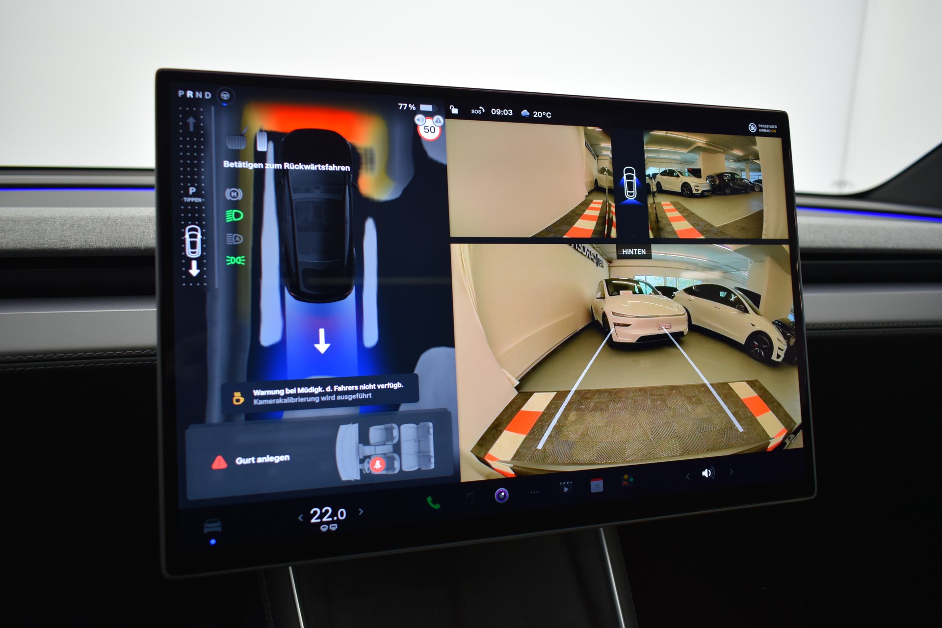TESLA Model Y Long Range Premium AWD, CH Typenschein, Neuwagen, Stealth Grey-image-14