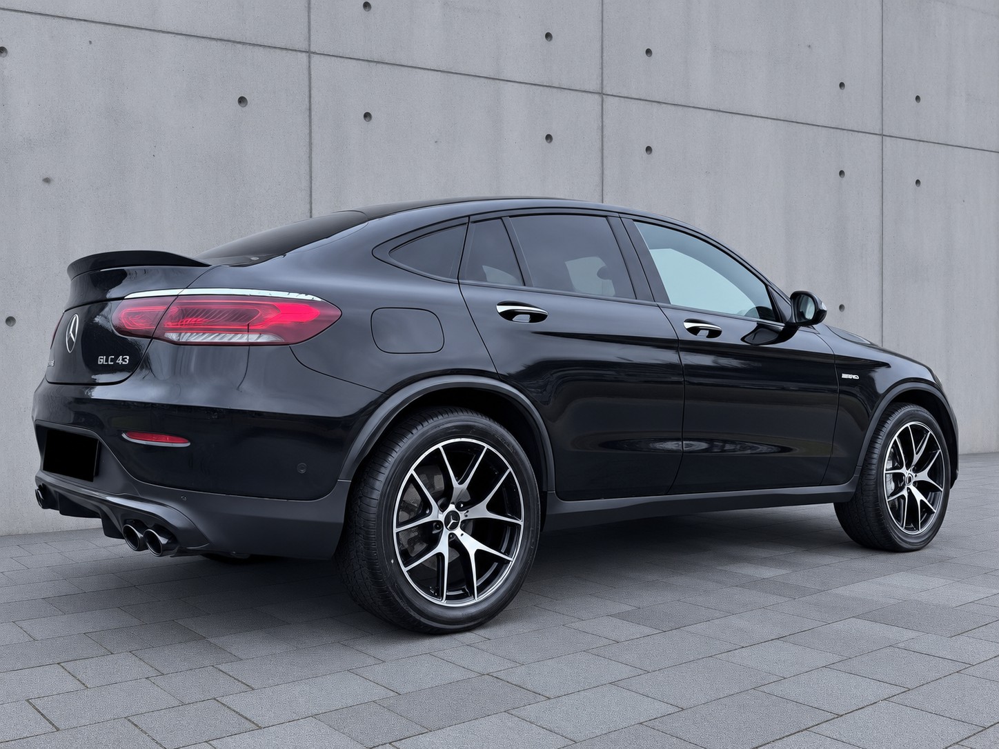 MERCEDES-BENZ GLC Coupé 43 AMG 4Matic 9G-Tronic-image-2