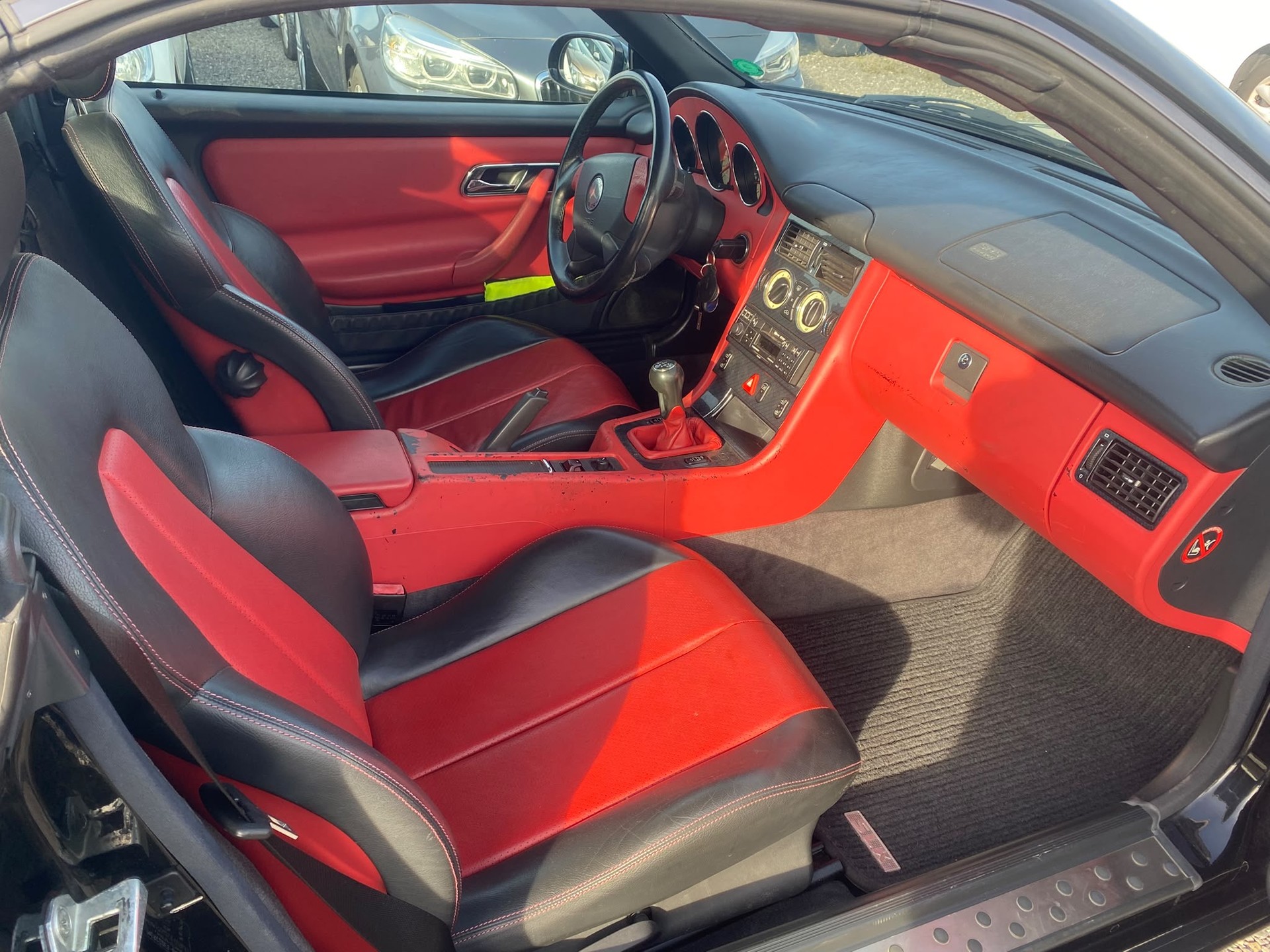 MERCEDES-BENZ SLK 200-image-6