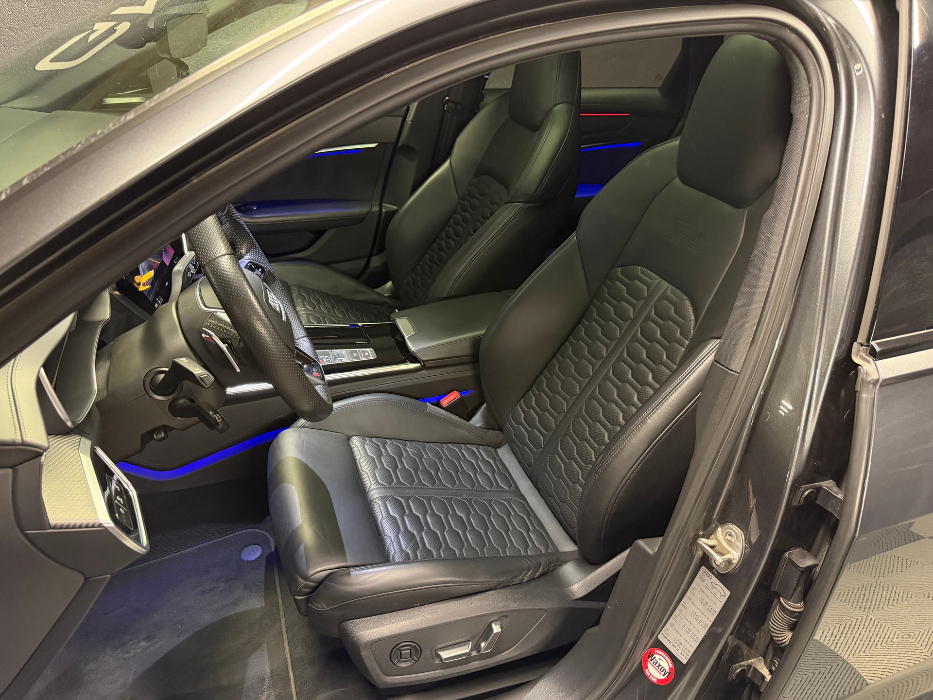 AUDI RS6 Avant 4.0 TFSI V8 quattro-image-7