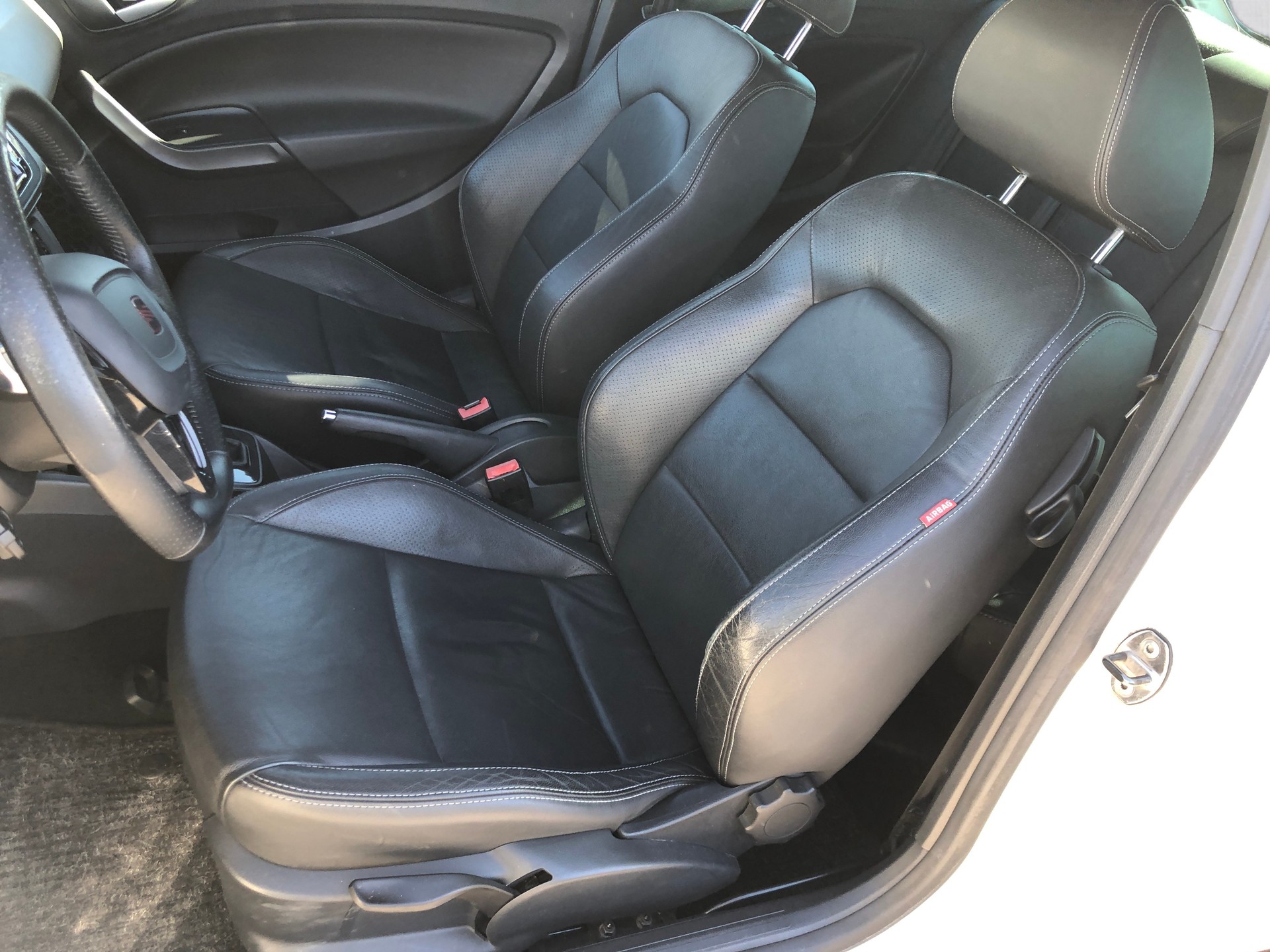 SEAT Ibiza SC 1.4 TSI Cupra R210 Swiss Racing DSG-image-10