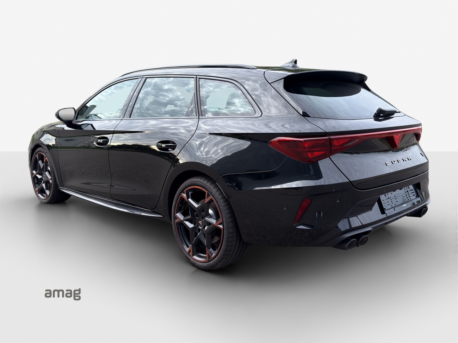 CUPRA LEON ST 2.0 TSI VZ DSG 4Drive-image-2