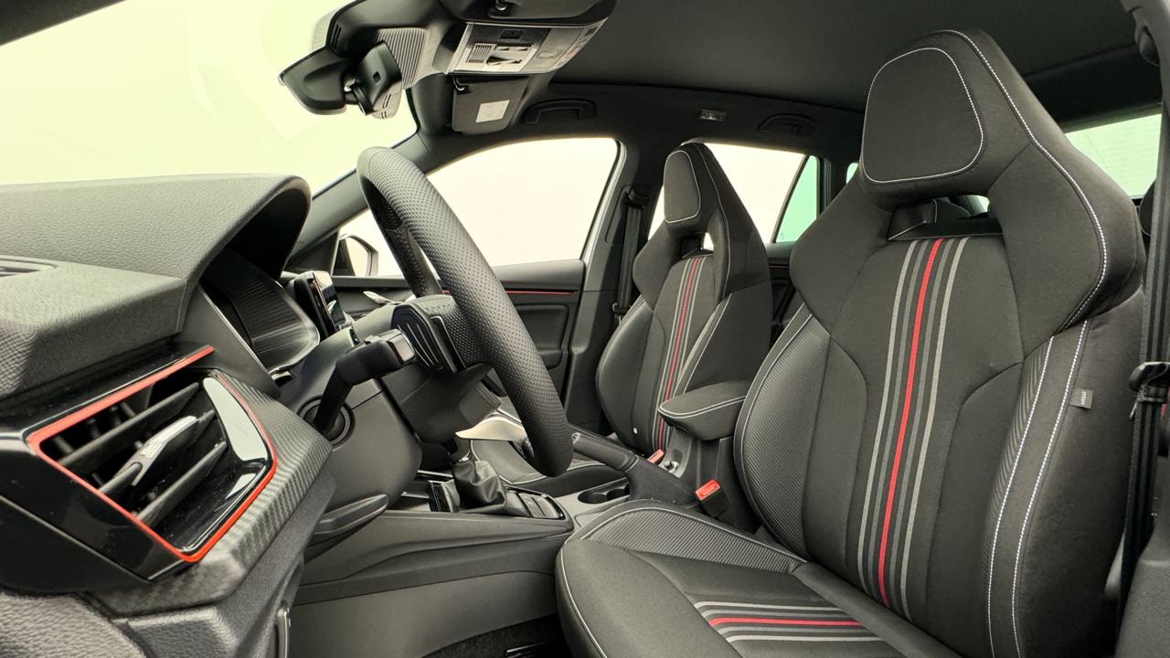 SKODA Kamiq 1.0 TSI Monte Carlo DSG-image-4
