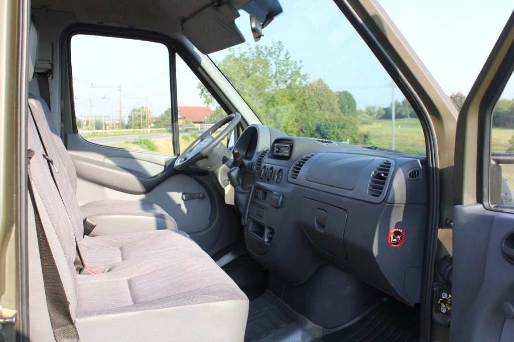 MERCEDES-BENZ Sprinter 313 CDI 4x4 mit Geländeuntersetzung-image-8