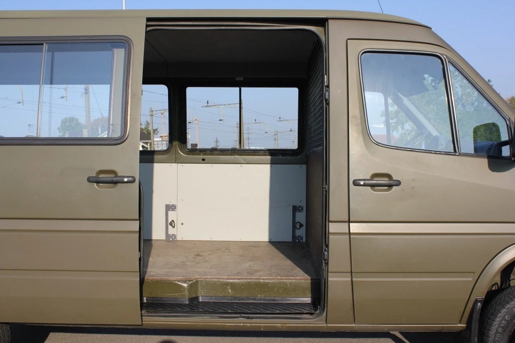 MERCEDES-BENZ Sprinter 313 CDI 4x4 mit Geländeuntersetzung-image-7