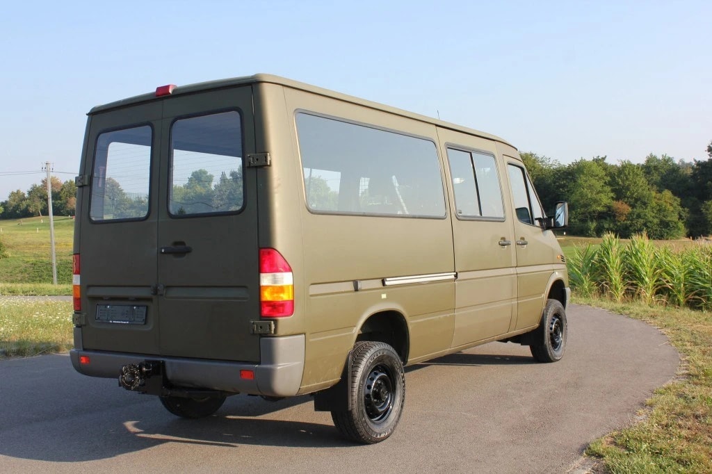 MERCEDES-BENZ Sprinter 313 CDI 4x4 mit Geländeuntersetzung-image-2