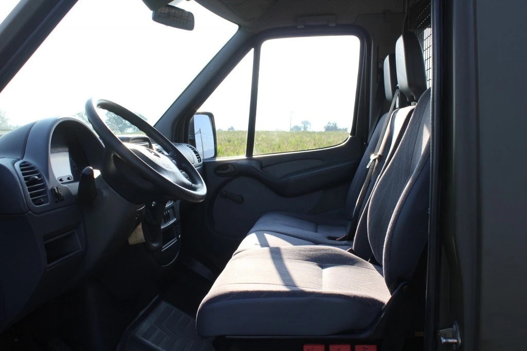 MERCEDES-BENZ Sprinter 313 CDI 4x4 mit Geländeuntersetzung-image-9