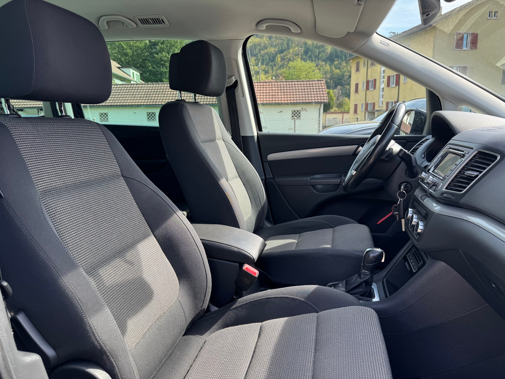 VW Sharan 2.0 TDI BlueMotion Technology Highline DSG-image-14