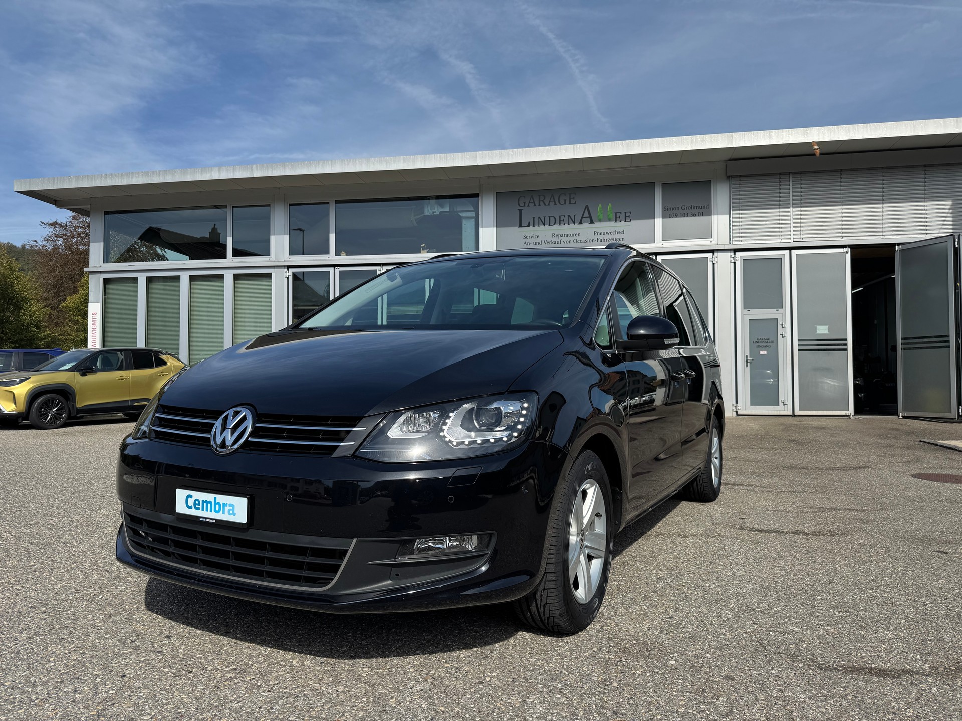 VW Sharan 2.0 TDI BlueMotion Technology Highline DSG-image-1
