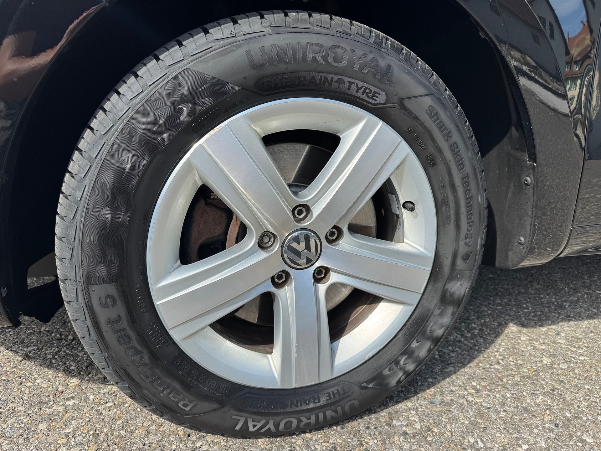 VW Sharan 2.0 TDI BlueMotion Technology Highline DSG-image-10