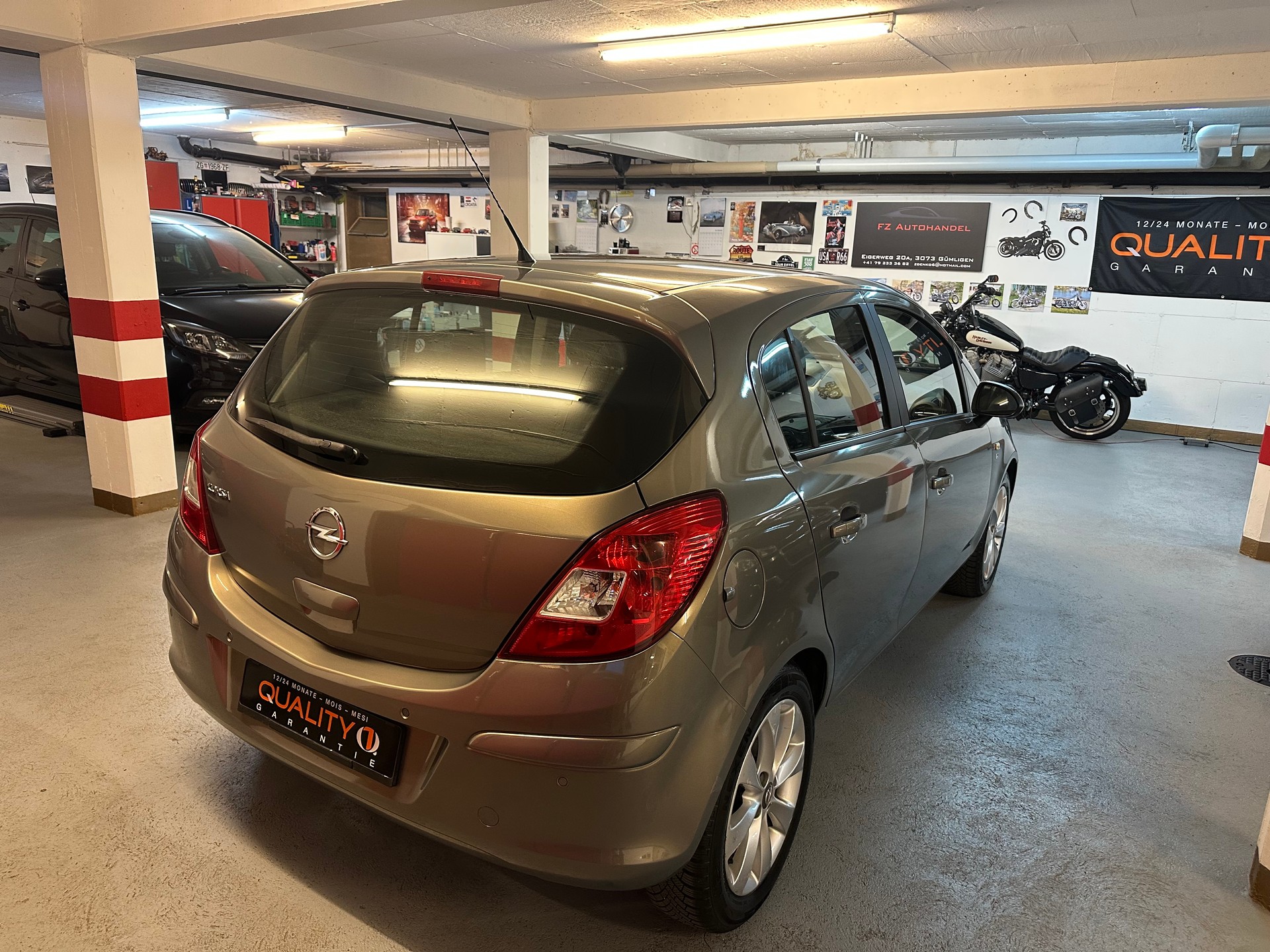 OPEL Corsa 1.4 TP Anniversary Edition Automatic-image-5