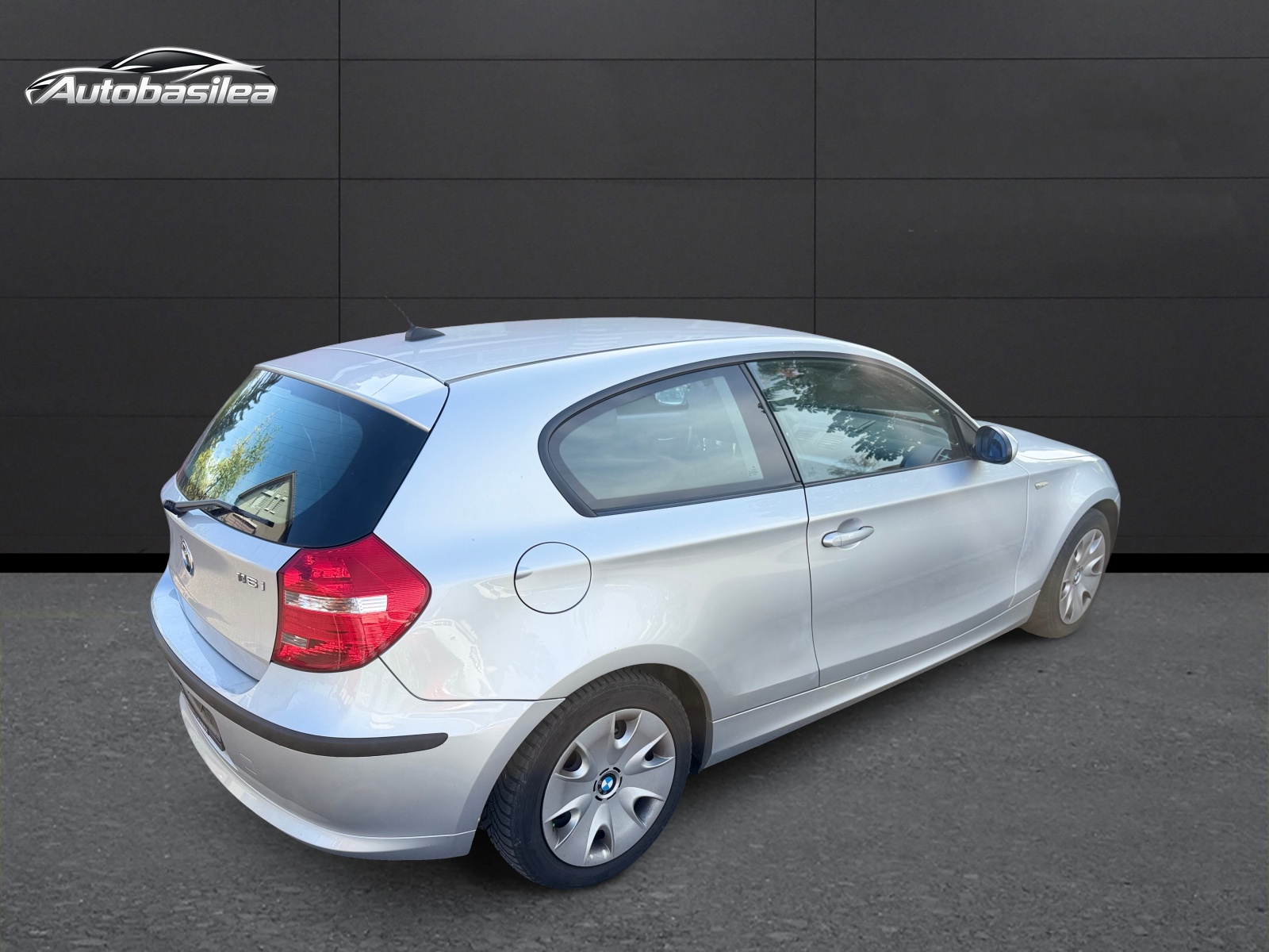 BMW 116i Steptronic-image-3