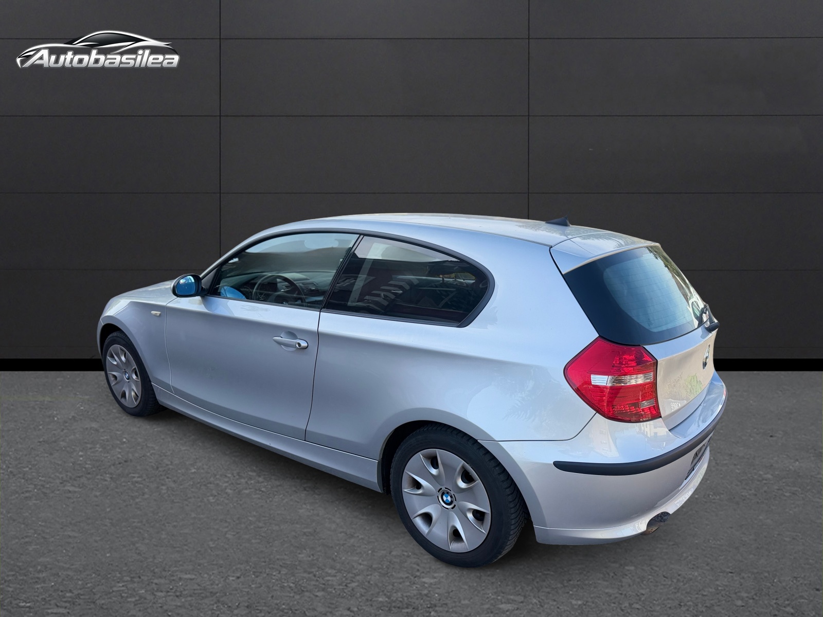 BMW 116i Steptronic-image-2