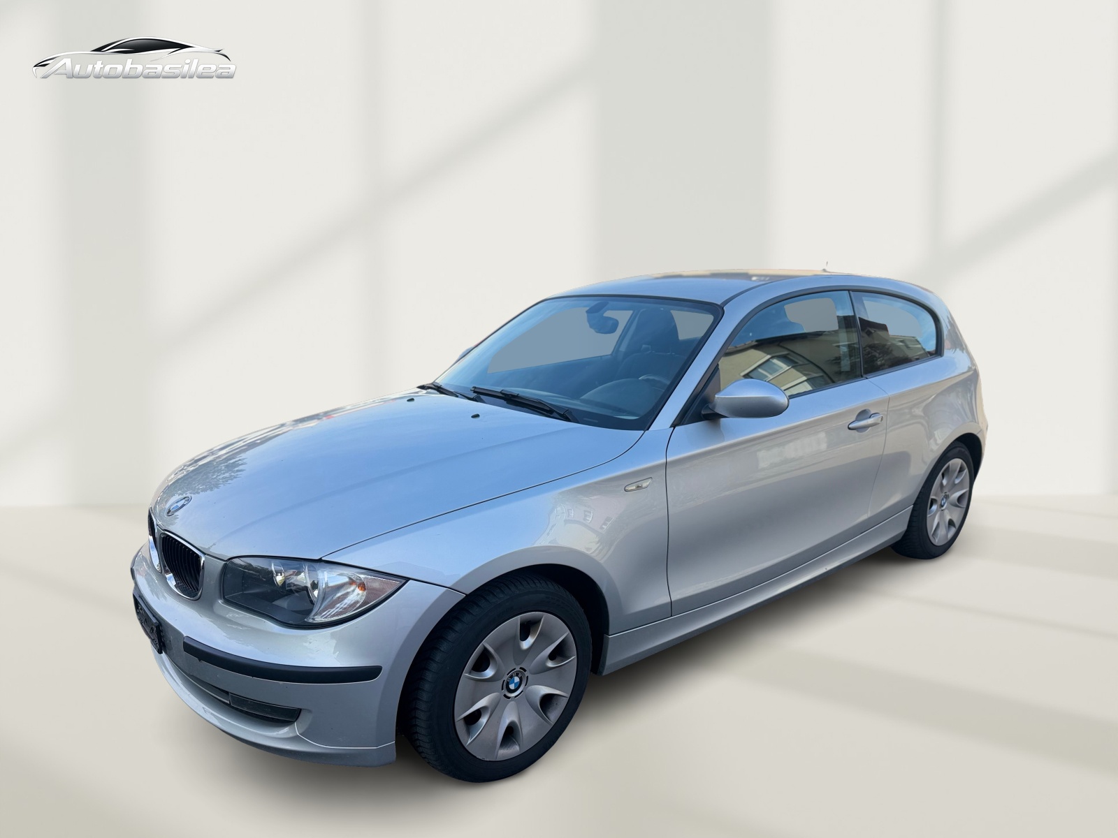 BMW 116i Steptronic-image-1