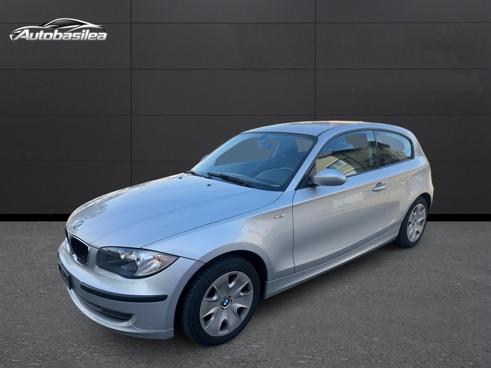 BMW 116i Steptronic-image-1